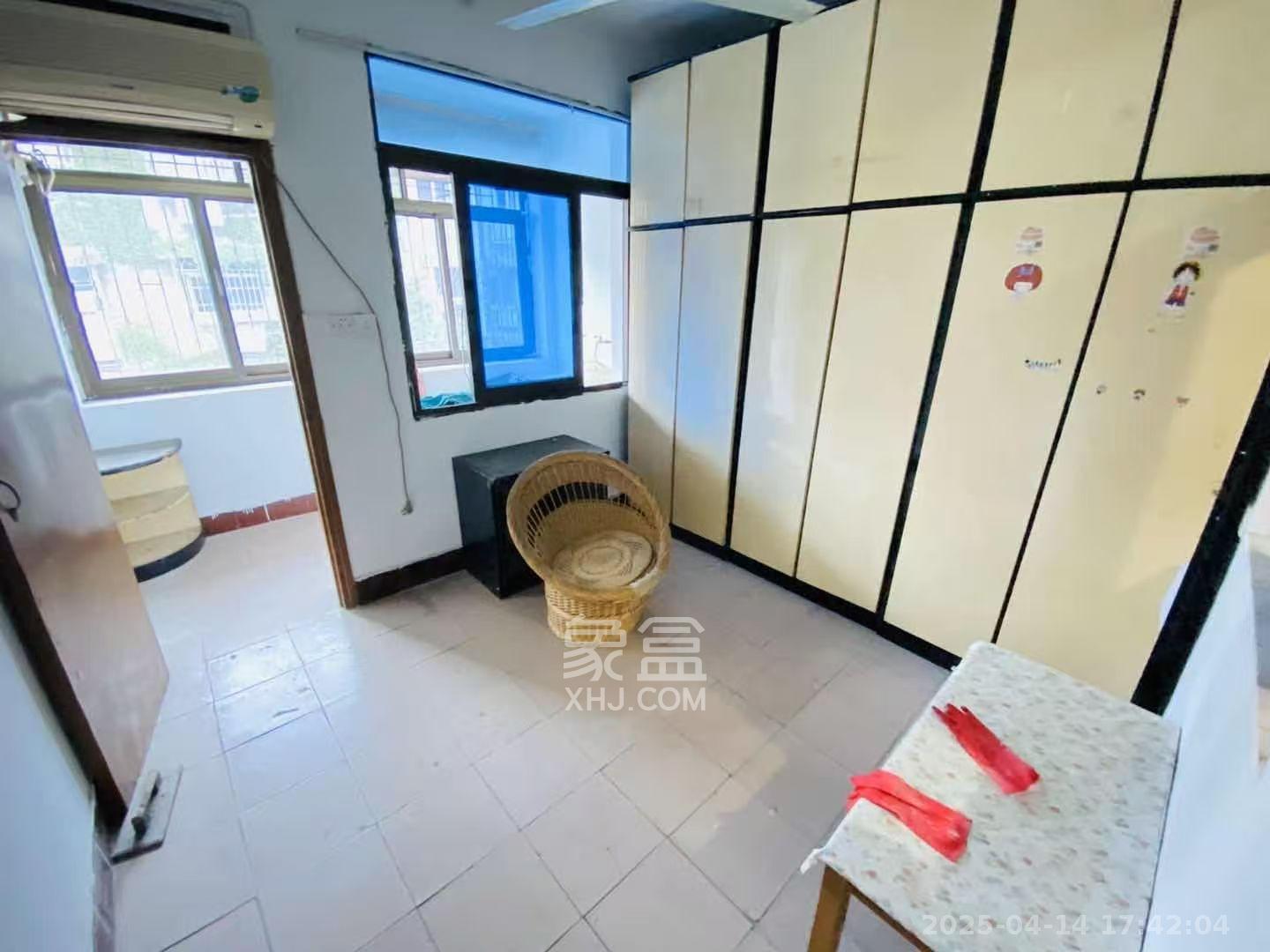 熙台岭巷散盘 2室1厅1卫 1800.0元/月 熙台岭巷散盘 2室1厅1卫 1800.0元/月室内图