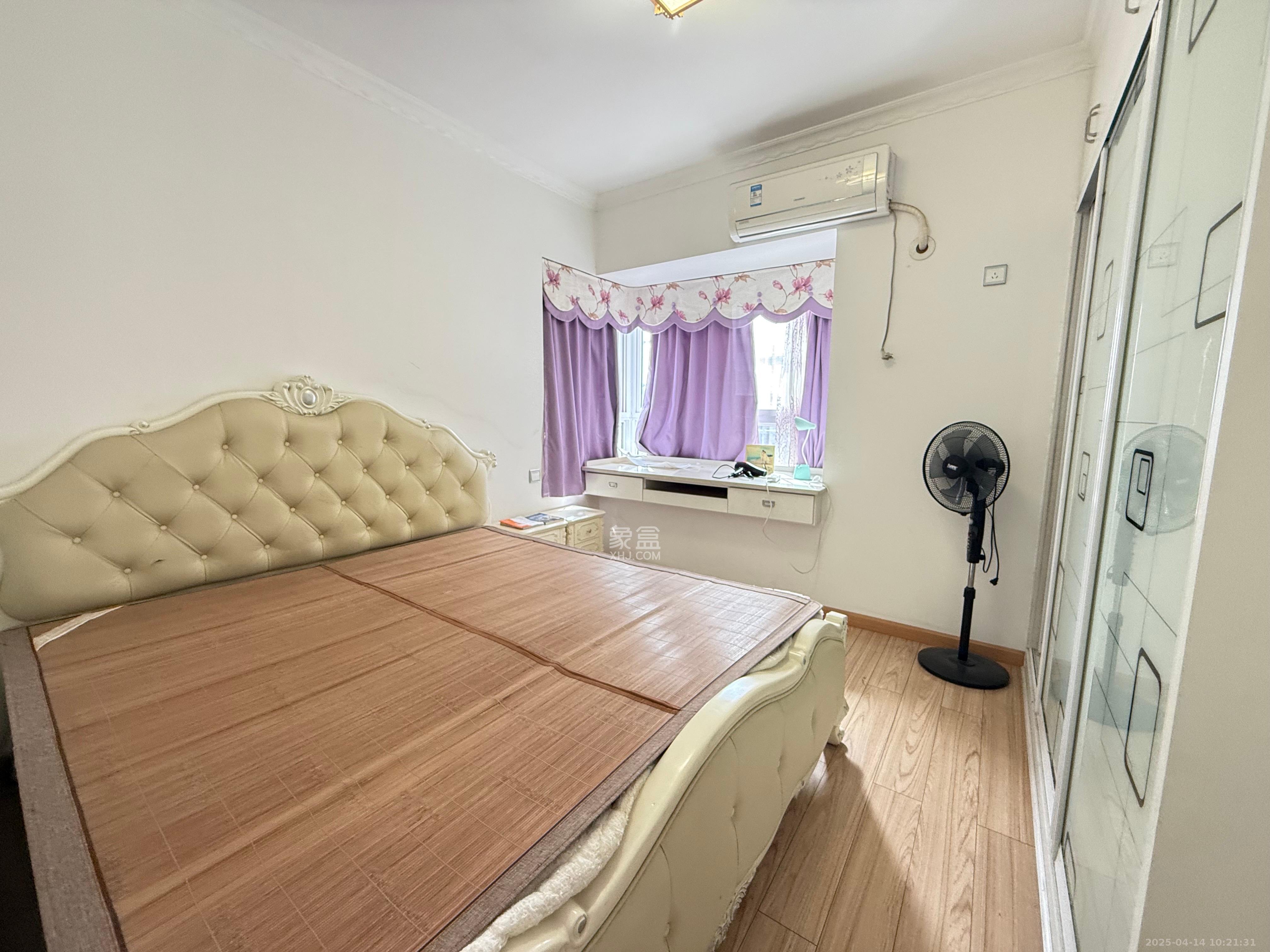 东方航标 3室2厅1卫 2100.0元/月 东方航标 3室2厅1卫 2100.0元/月室内图