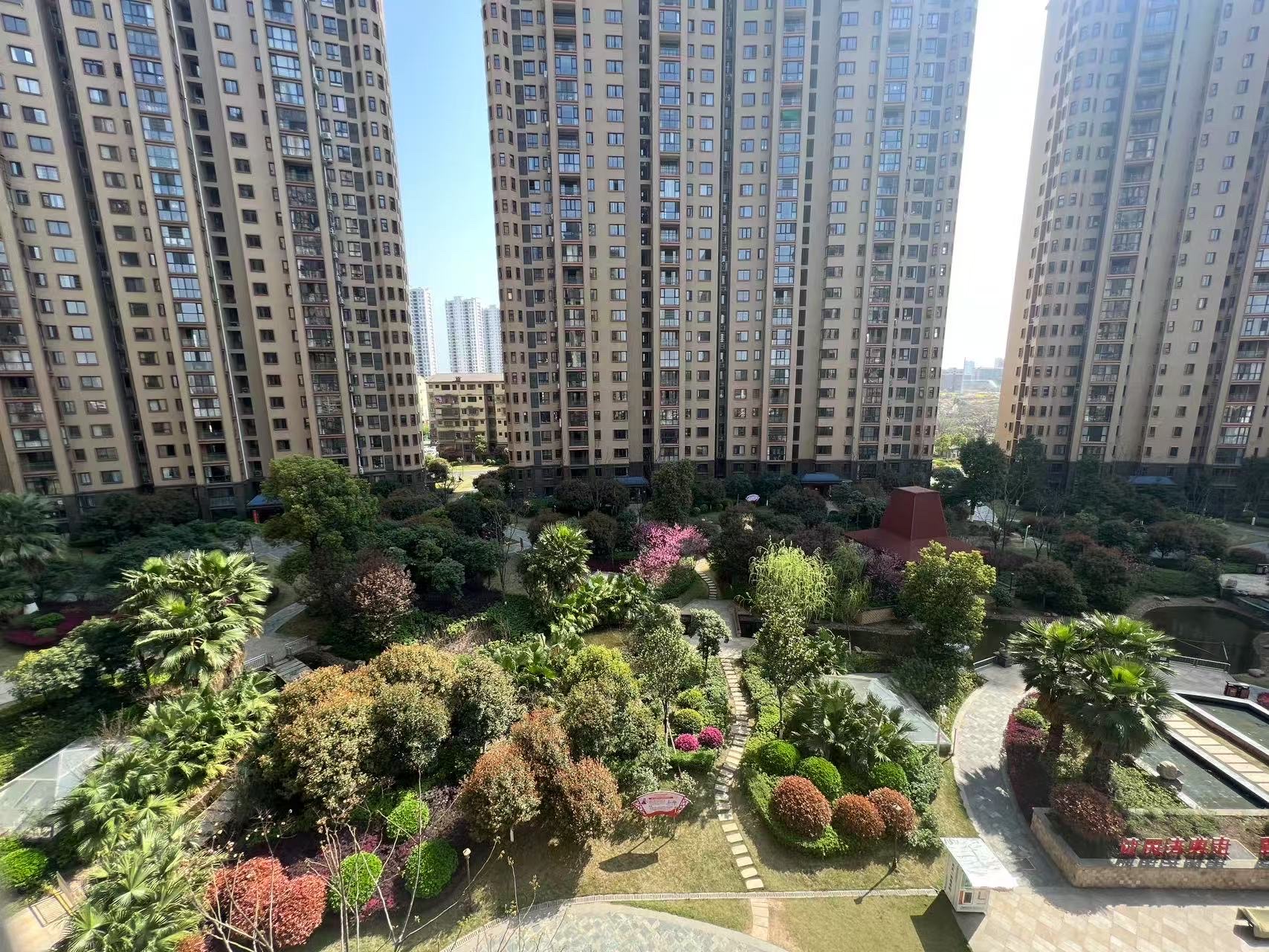 东城国际  2室1厅1卫    1700.0元/月 东城国际  2室1厅1卫    1700.0元/月室内图