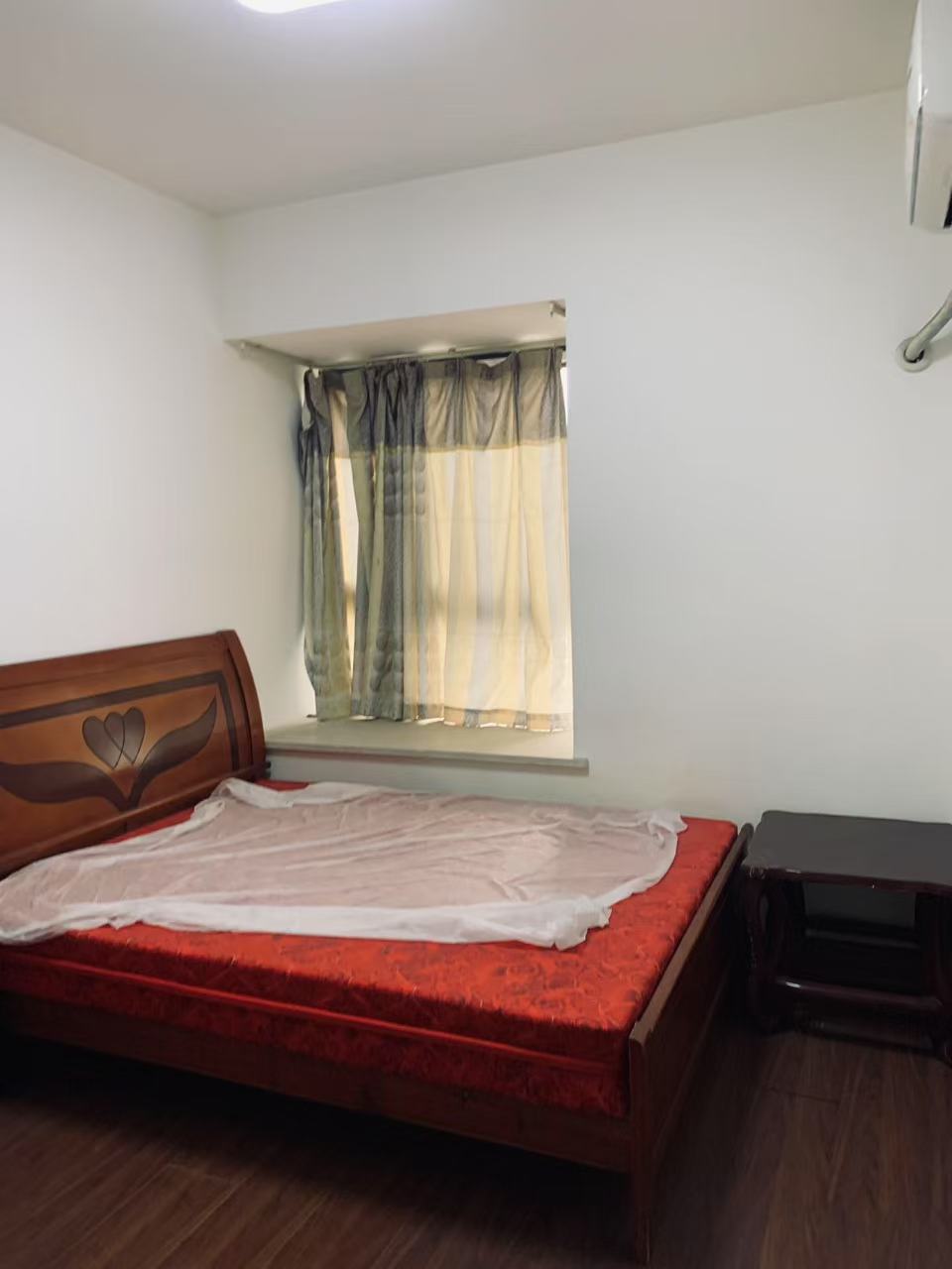 中元湘江翰林  2室2厅1卫    1400.0元/月 中元湘江翰林  2室2厅1卫    1400.0元/月室内图