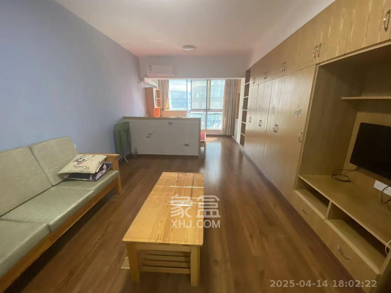 七彩丽都  1室1厅1卫   2000.00元/月室内图