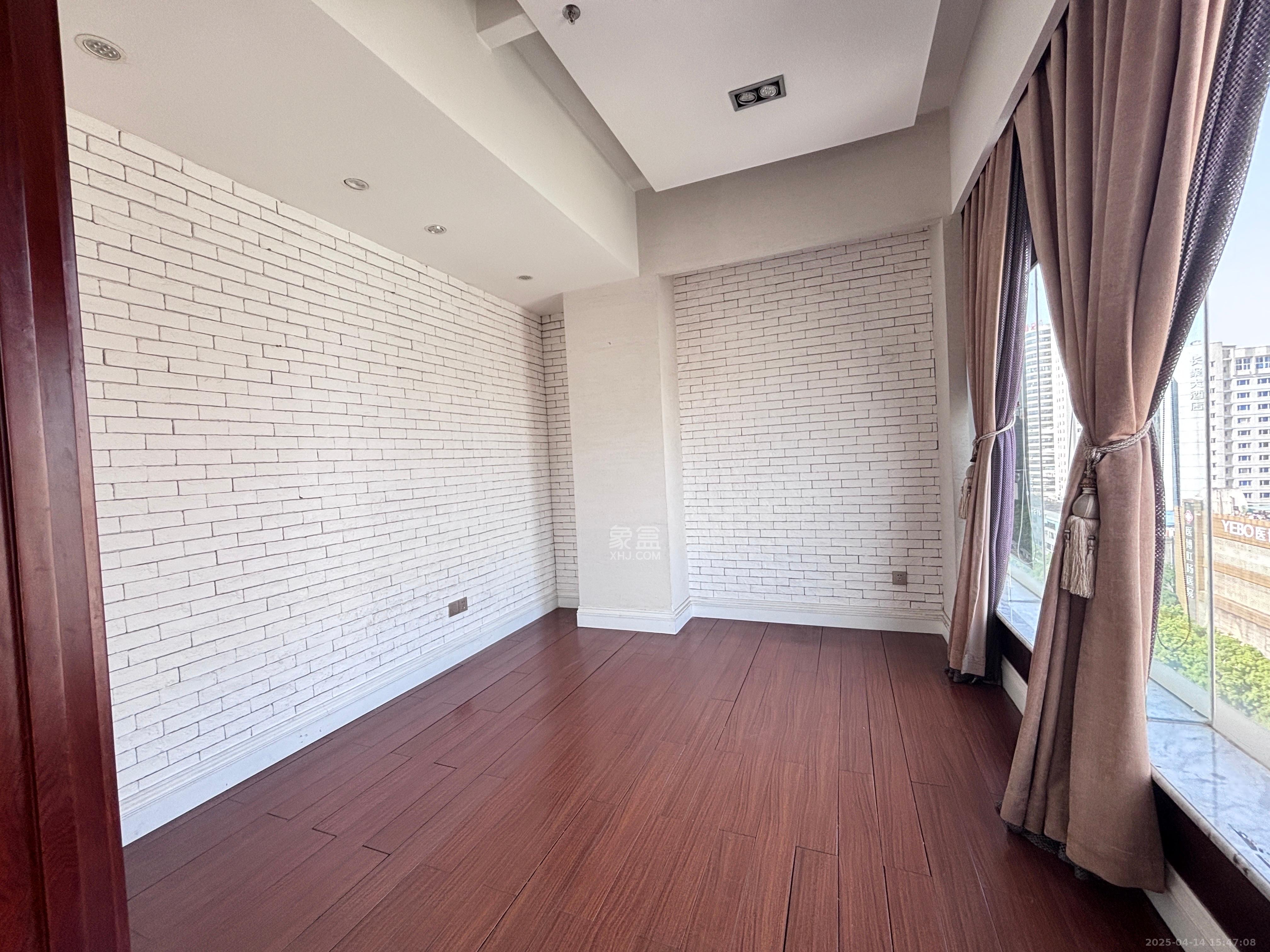 城市之心 1室1厅1卫 7000.0元/月 城市之心 1室1厅1卫 7000.0元/月室内图