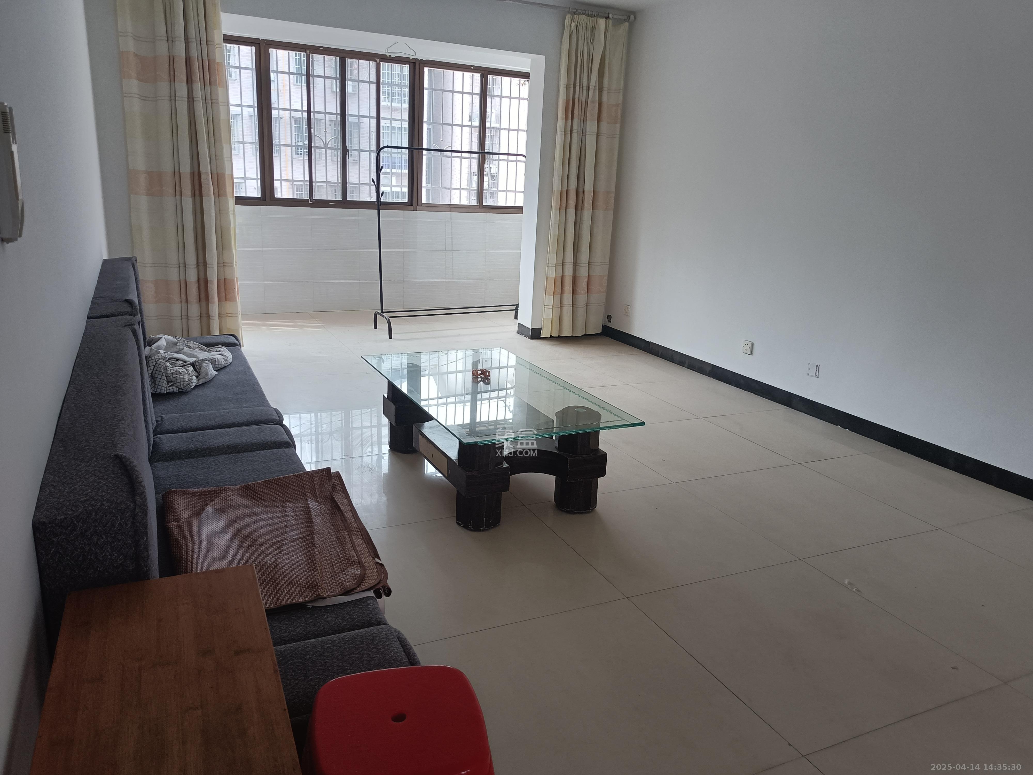 金峰小区北院(七里营社区) 1室0厅0卫 2000.0元/月 金峰小区北院(七里营社区) 1室0厅0卫 2000.0元/月室内图