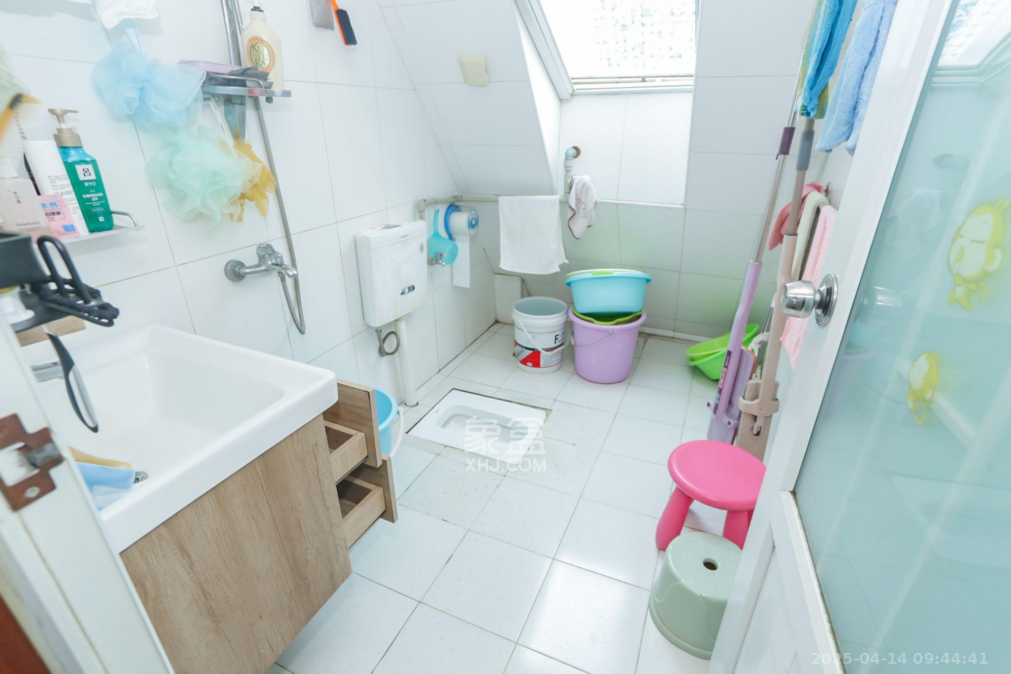 水木兰庭 3室2厅1卫 2000.0元/月 水木兰庭 3室2厅1卫 2000.0元/月室内图