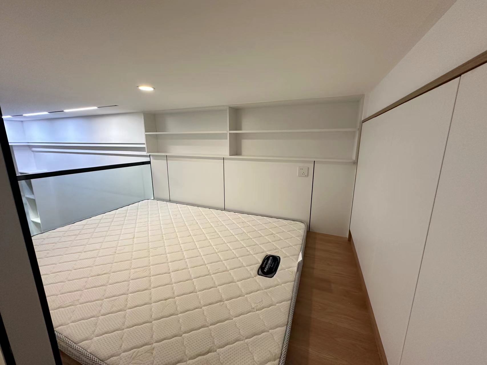 高新活力城 2室1厅1卫 1500.0元/月 高新活力城 2室1厅1卫 1500.0元/月室内图