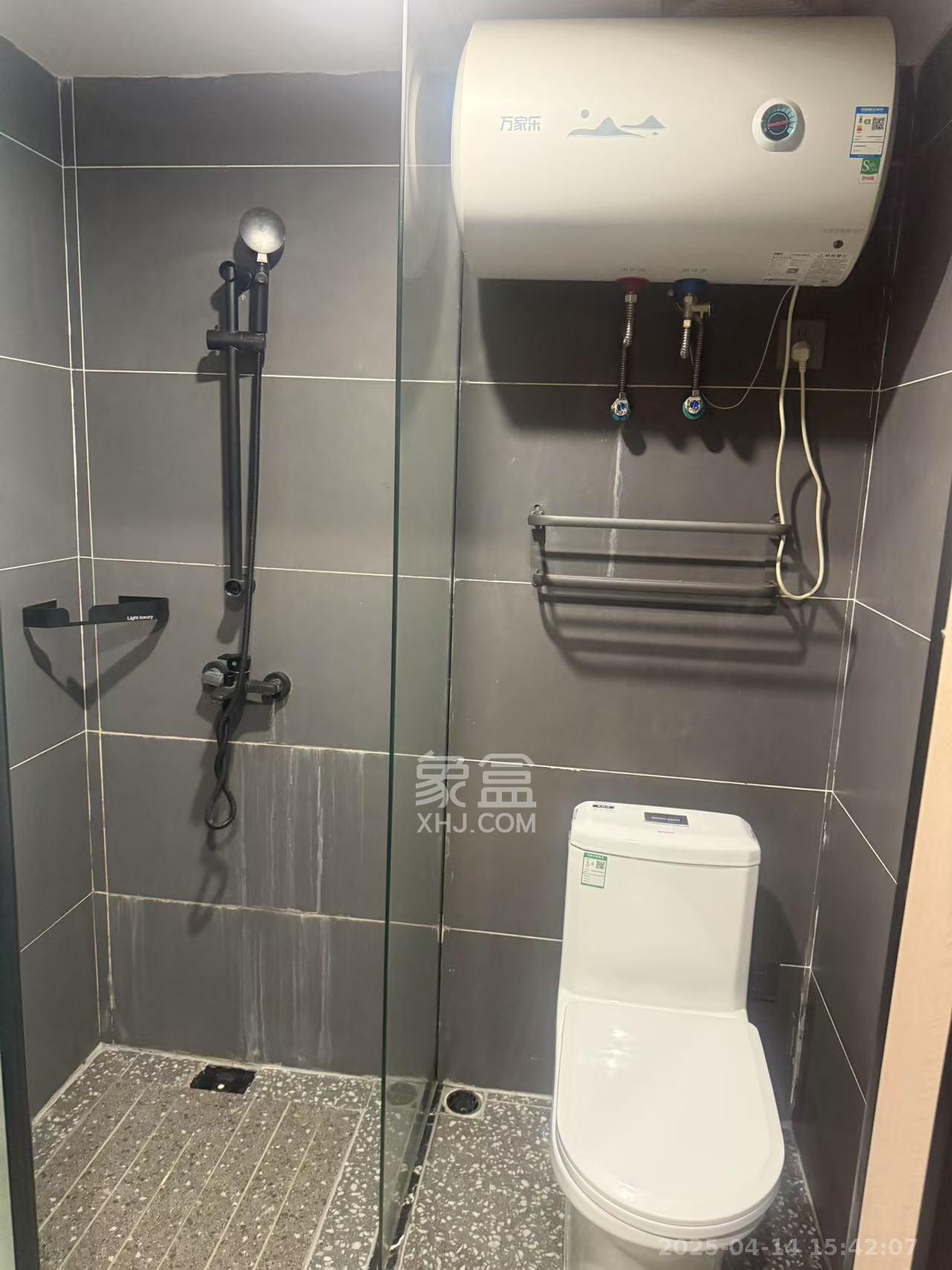 保利天禧EF区  1室1厅1卫   1800.00元/月室内图