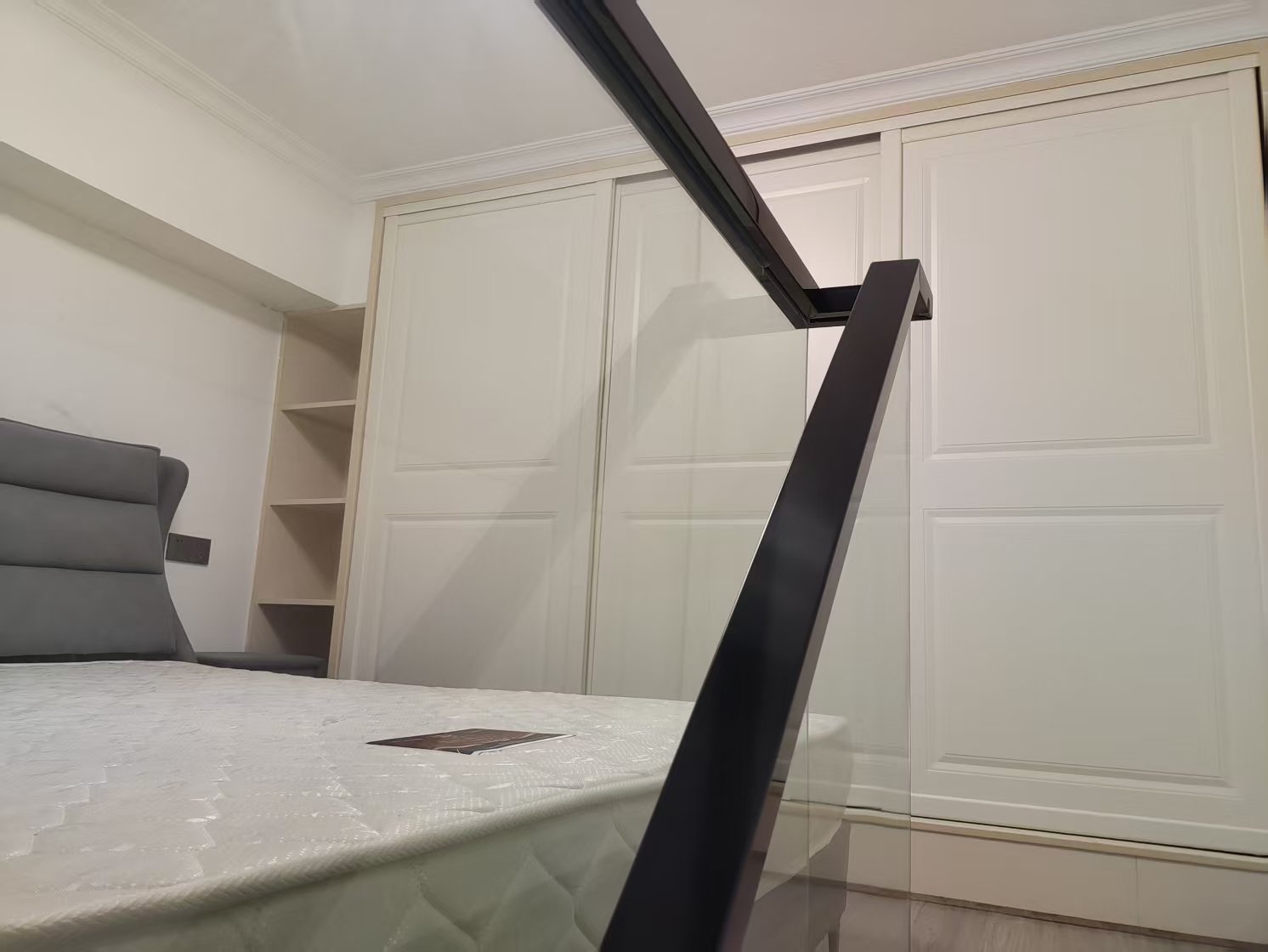 时代华府  1室1厅1卫    1300.0元/月 时代华府  1室1厅1卫    1300.0元/月室内图