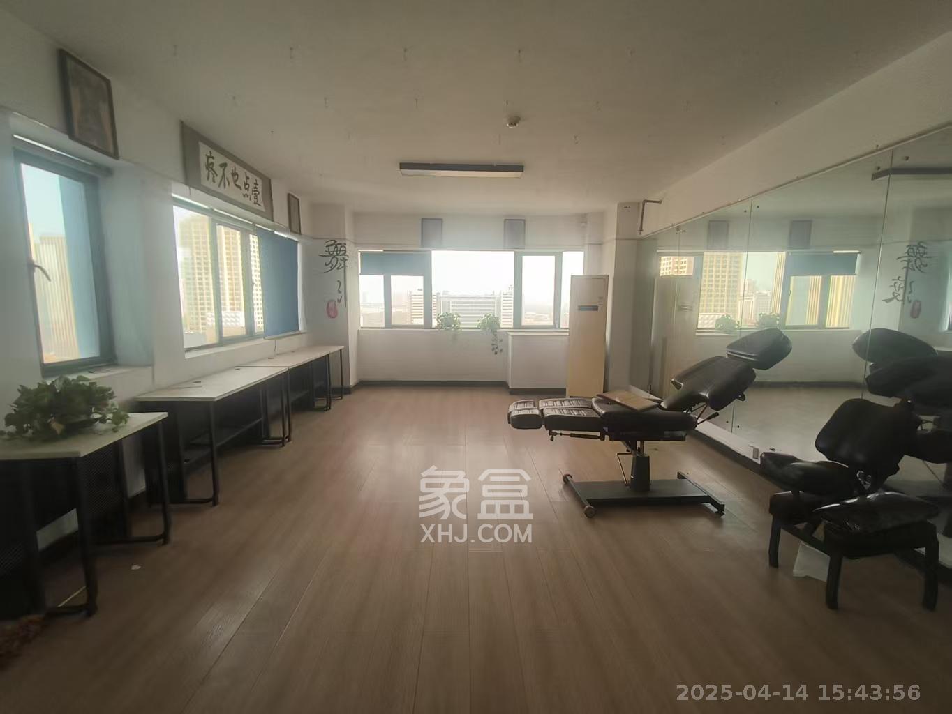 湘域中央  1室0厅1卫    2500.0元/月 湘域中央  1室0厅1卫    2500.0元/月室内图