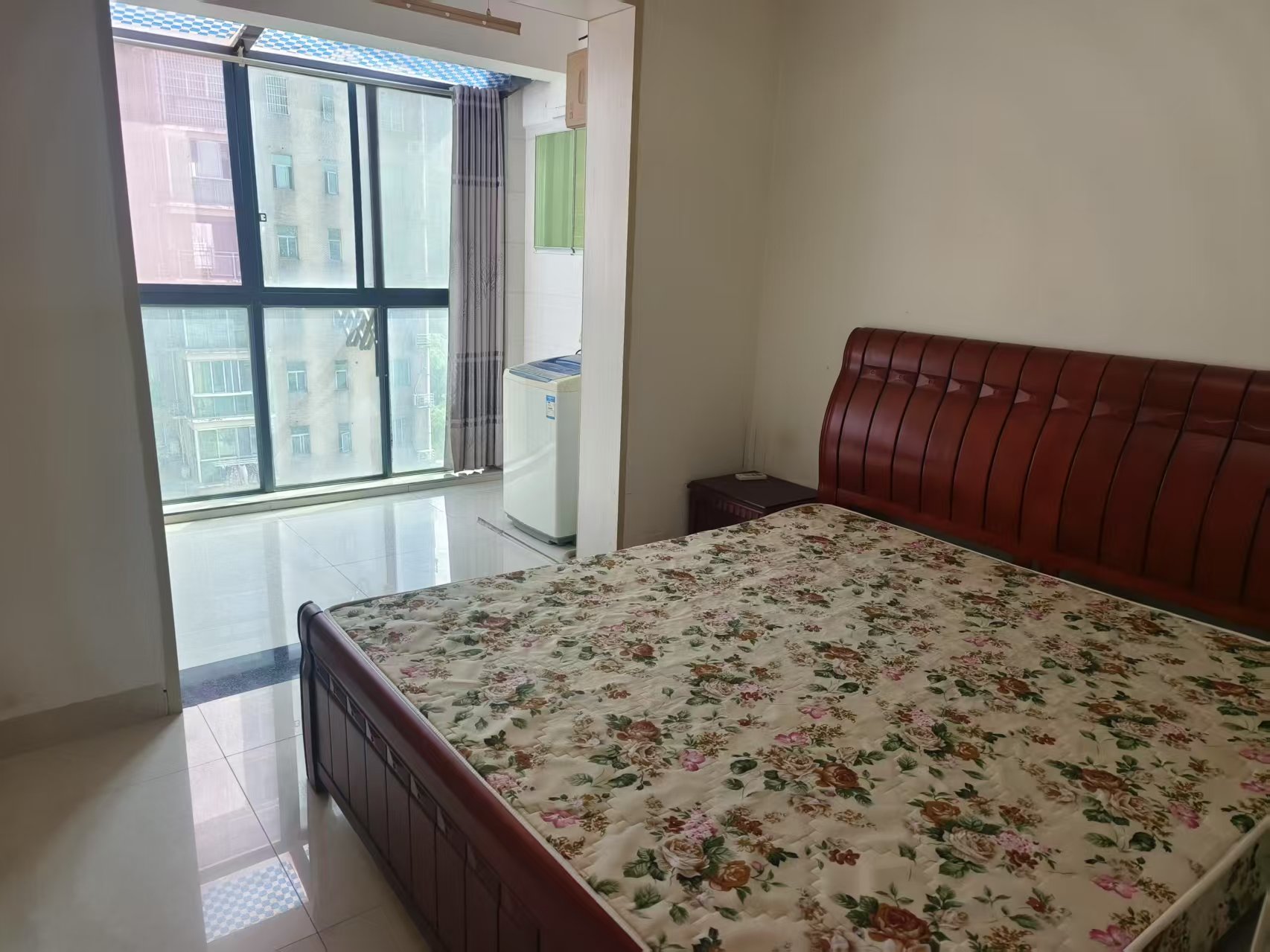 鹏利广场 1室1厅1卫 1300.0元/月 鹏利广场 1室1厅1卫 1300.0元/月室内图