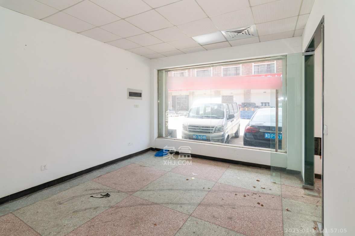 高星物流园  3室2厅3卫    65.0万 高星物流园  3室2厅3卫    65.0万其他