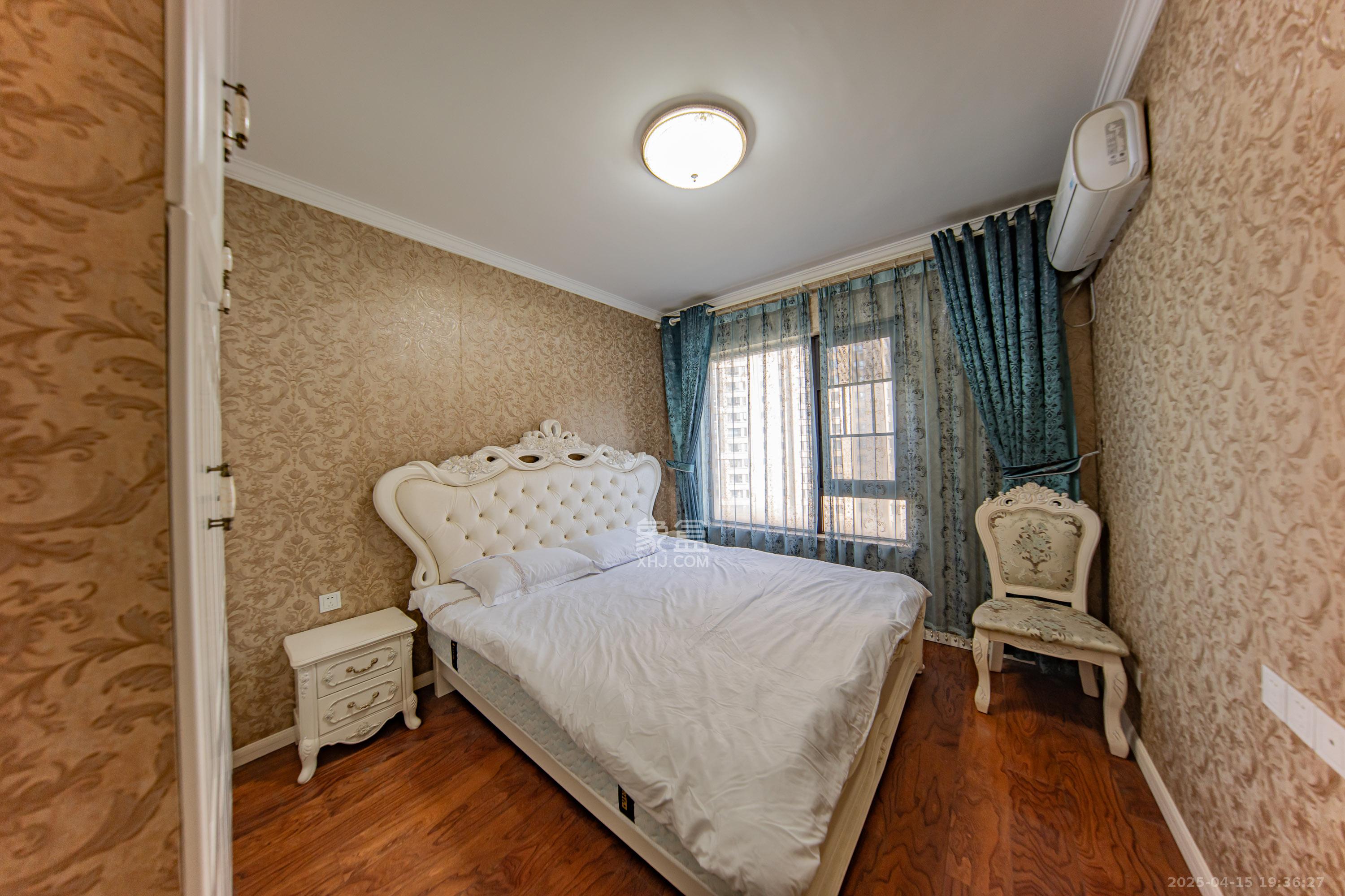 华润橡树湾 2室2厅1卫 60.8万 华润橡树湾 2室2厅1卫 60.8万卧室