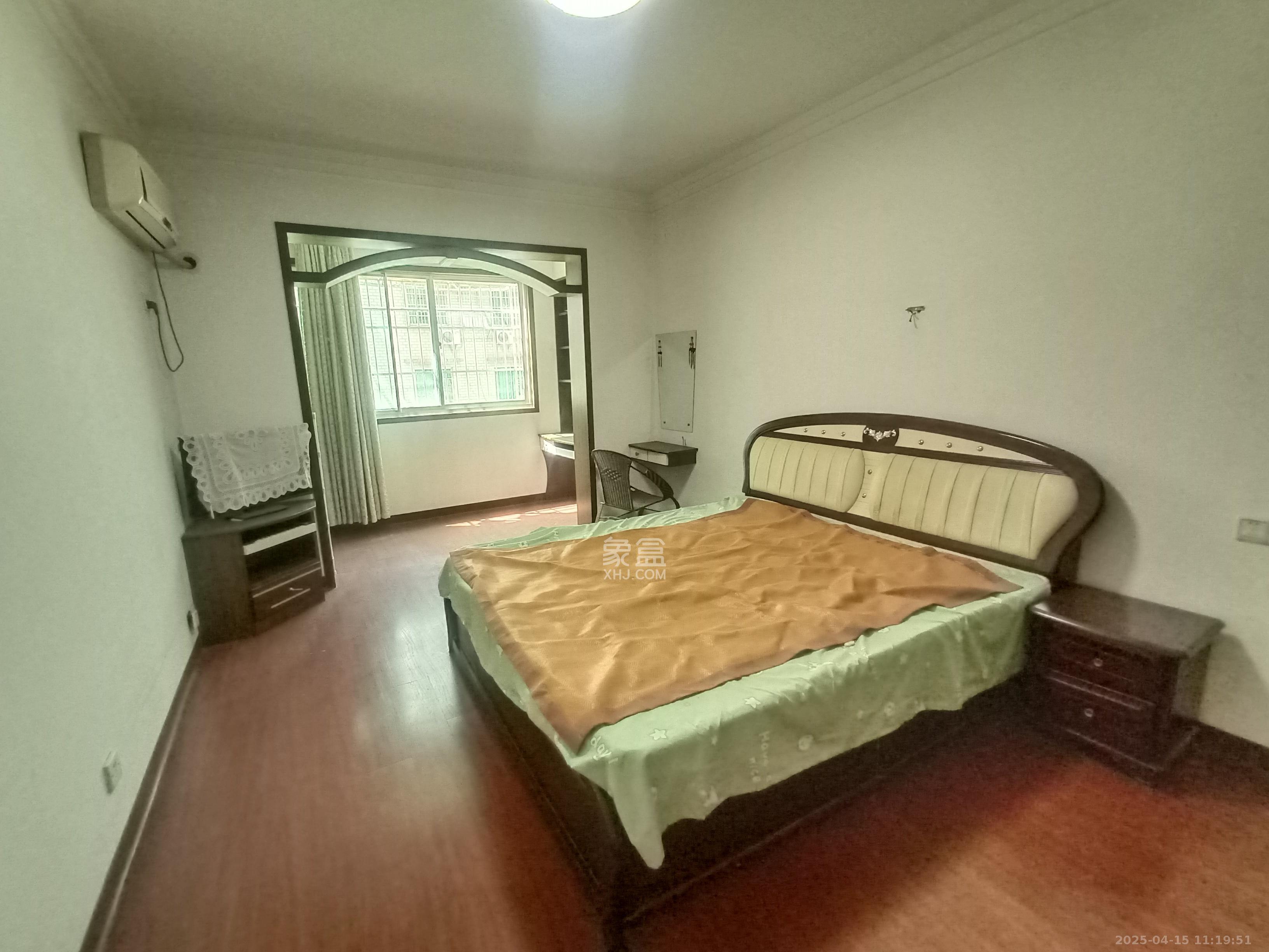 石嶺小區(qū)A區(qū)  3室2廳2衛(wèi)   3000.00元/月室內(nèi)圖