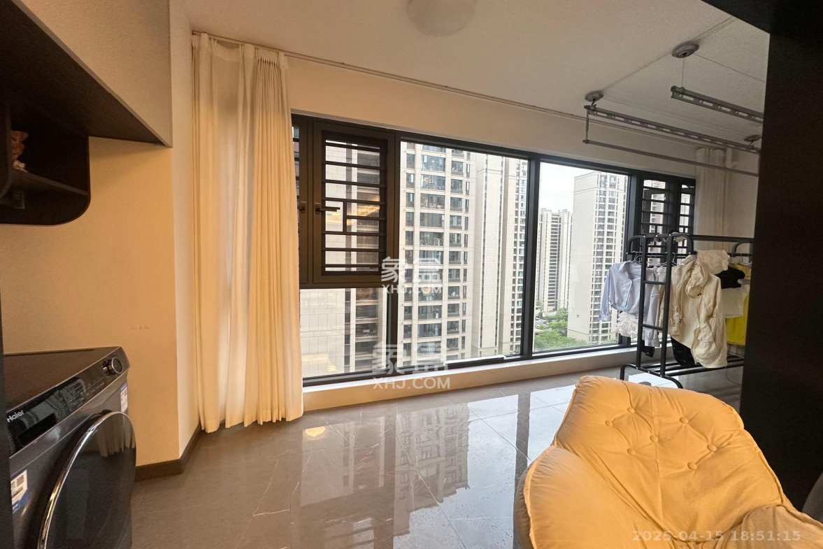 龙湖春江天玺 3室2厅2卫 4300.0元/月 龙湖春江天玺 3室2厅2卫 4300.0元/月室内图