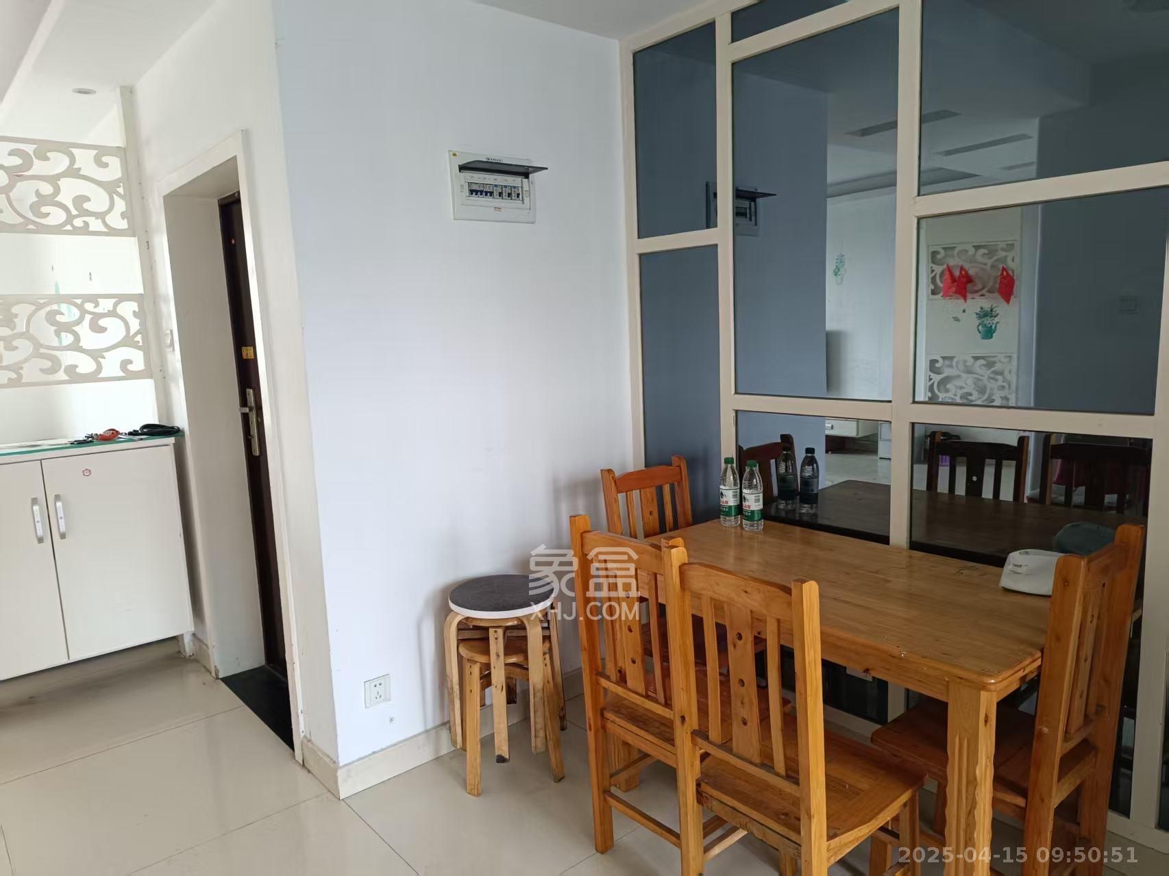 矿山研究院 3室2厅1卫 2200.0元/月 矿山研究院 3室2厅1卫 2200.0元/月室内图