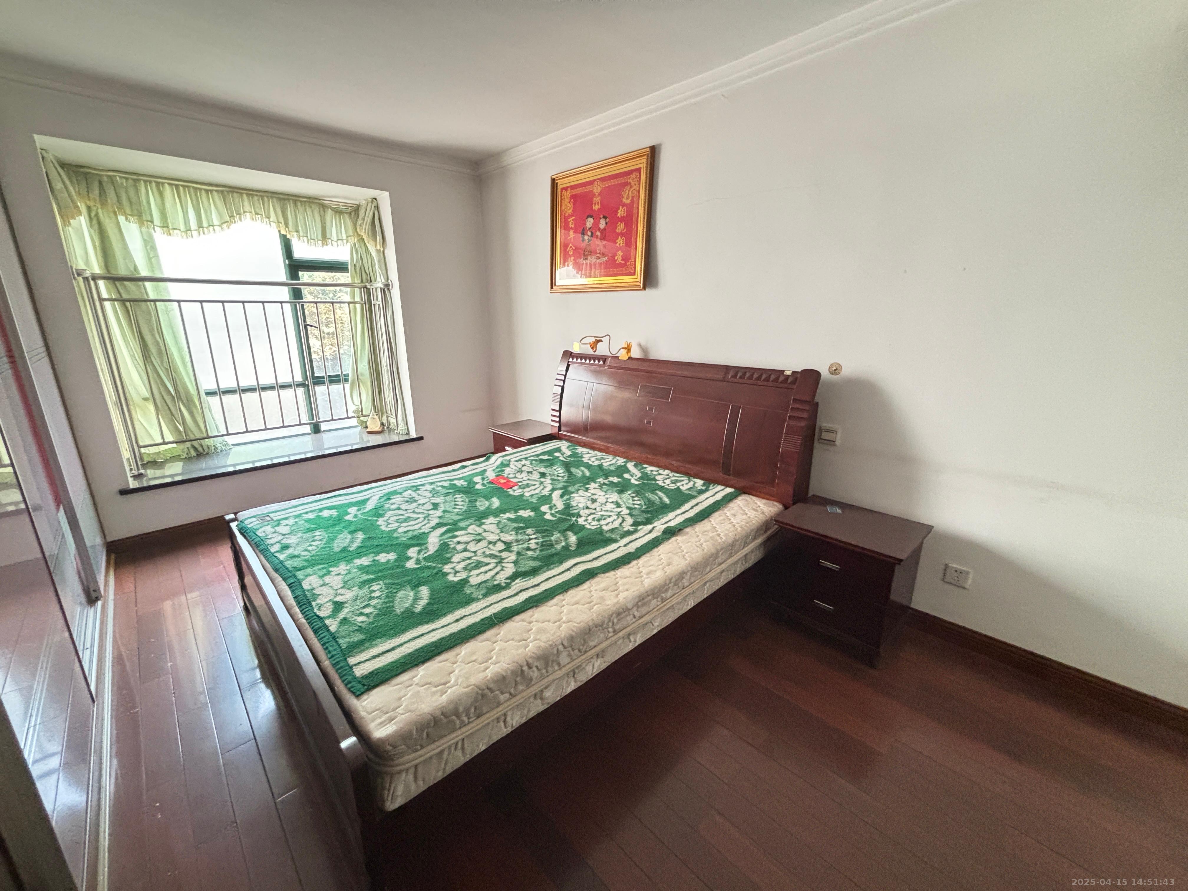 富景园 3室2厅2卫 1800.0元/月 富景园 3室2厅2卫 1800.0元/月室内图