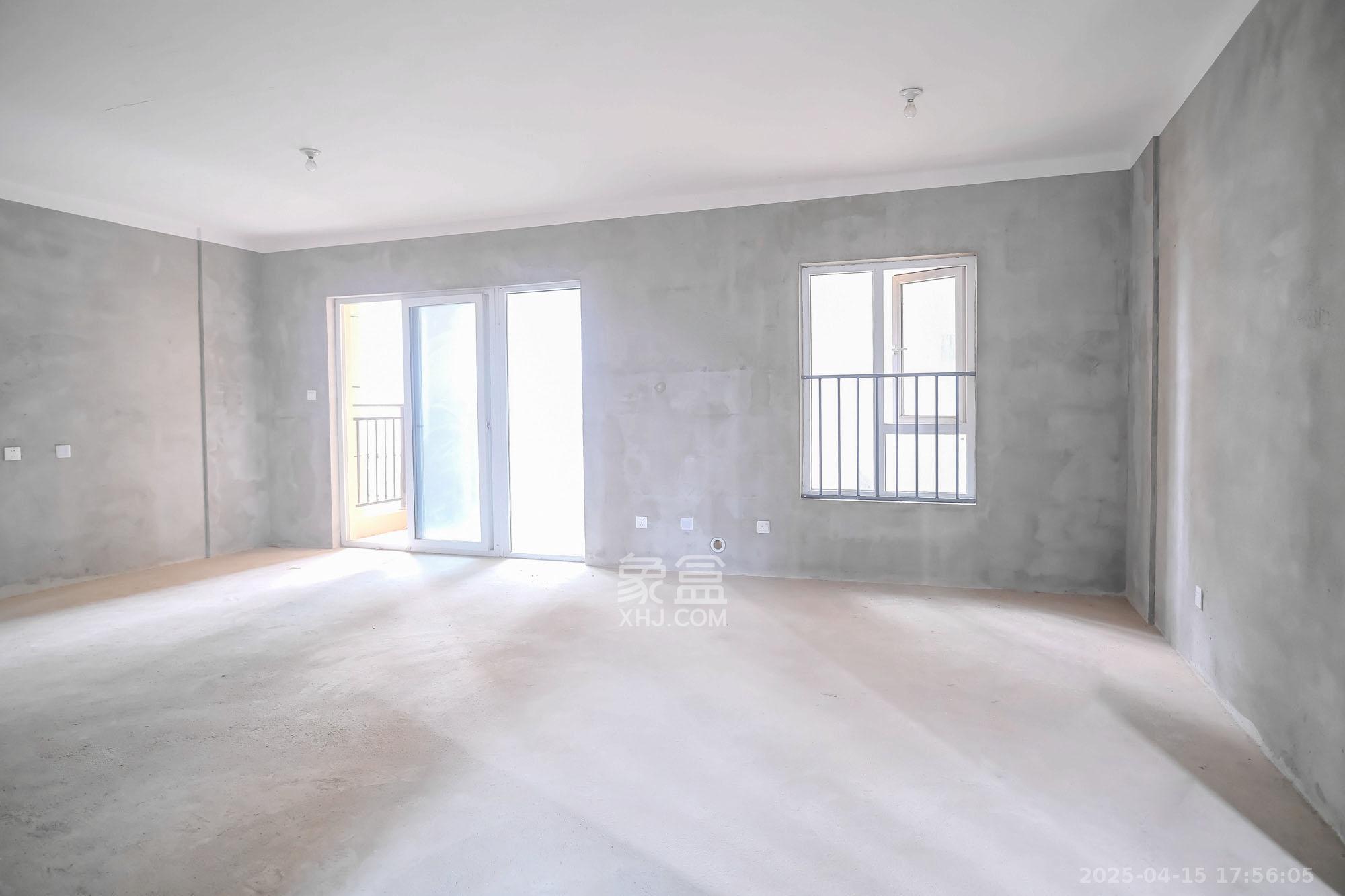 荣盛花语城 3室2厅2卫 89.0万 荣盛花语城 3室2厅2卫 89.0万客厅