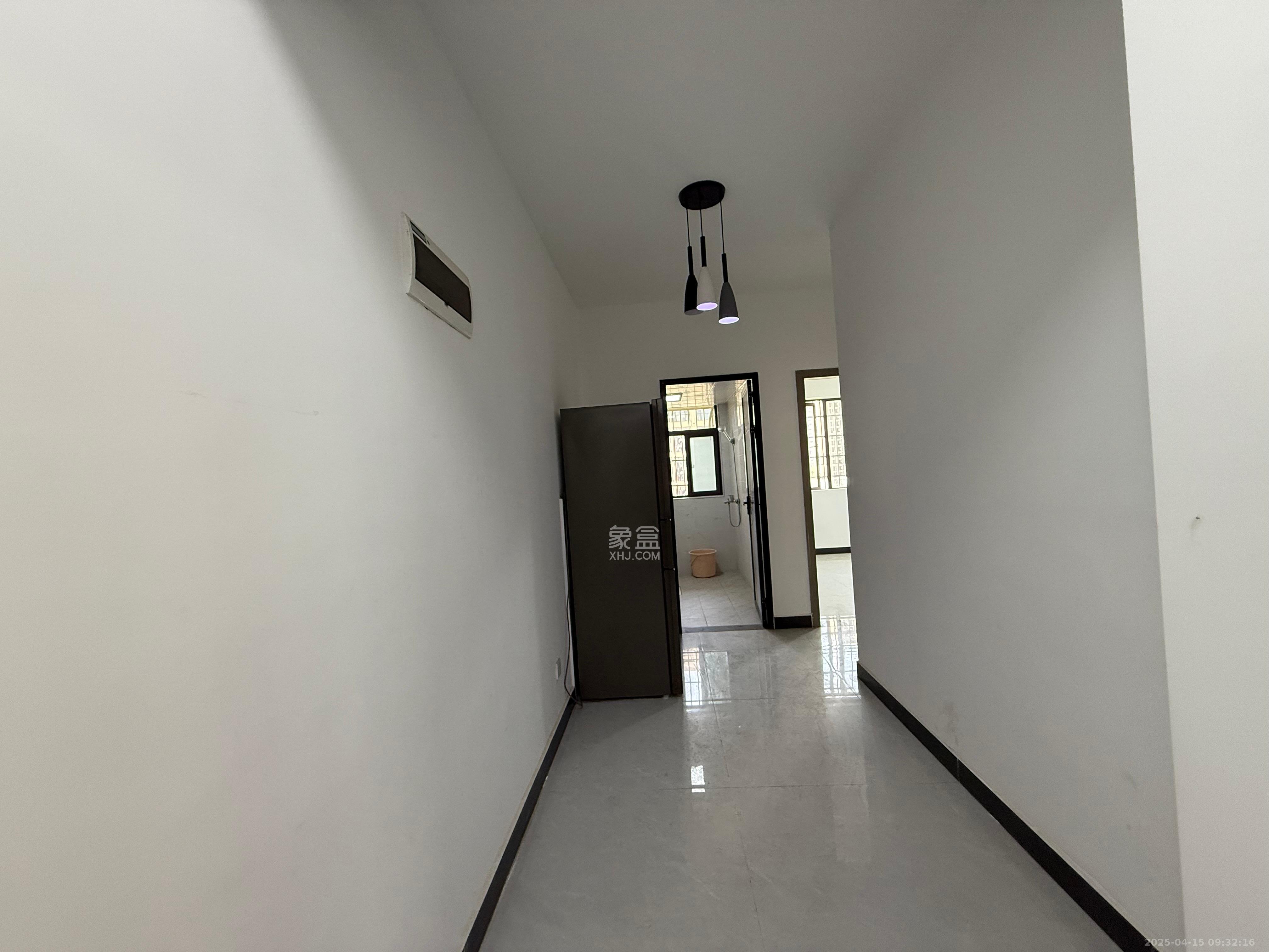 长郡旁牛津街(瑞凯滨江雅苑) 2室1厅1卫 1200.0元/月 长郡旁牛津街(瑞凯滨江雅苑) 2室1厅1卫 1200.0元/月室内图