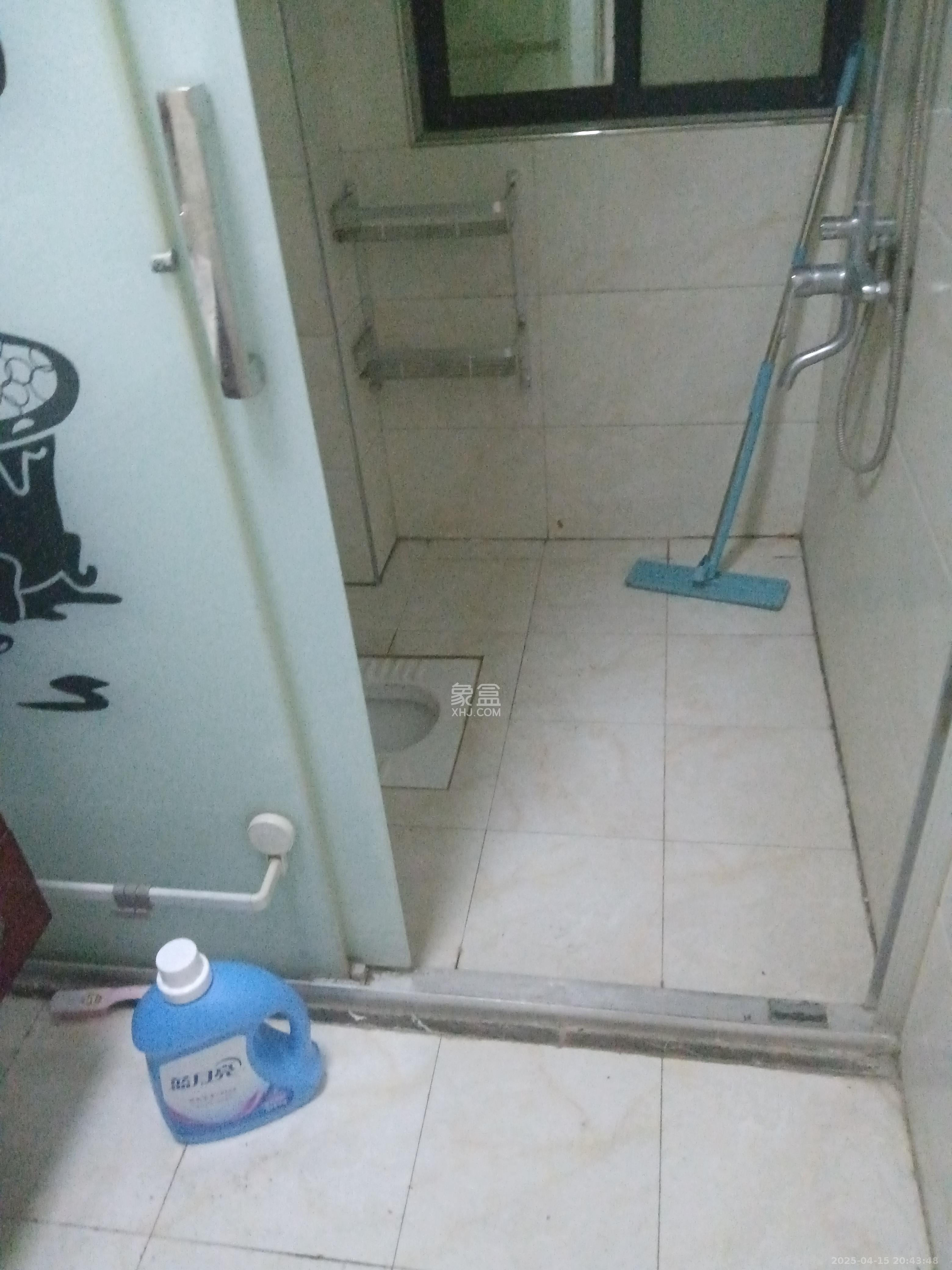 中南红领邦(红星嘉和苑) 3室1厅2卫 2400.0元/月 中南红领邦(红星嘉和苑) 3室1厅2卫 2400.0元/月室内图