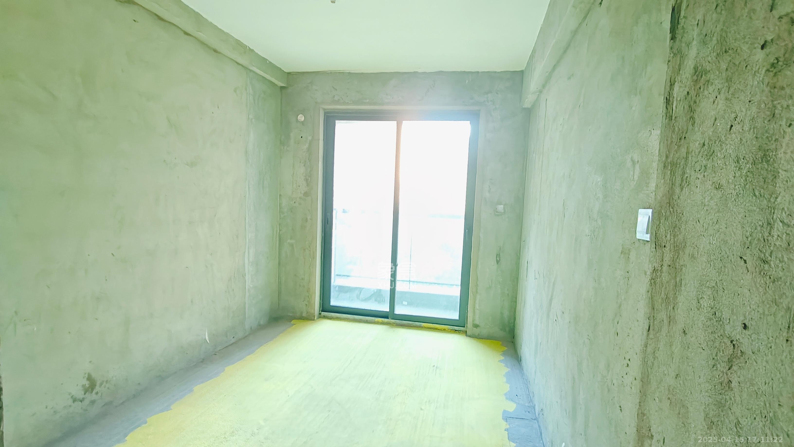 海伦春天 6室2厅1卫 2000.0元/月 海伦春天 6室2厅1卫 2000.0元/月室内图