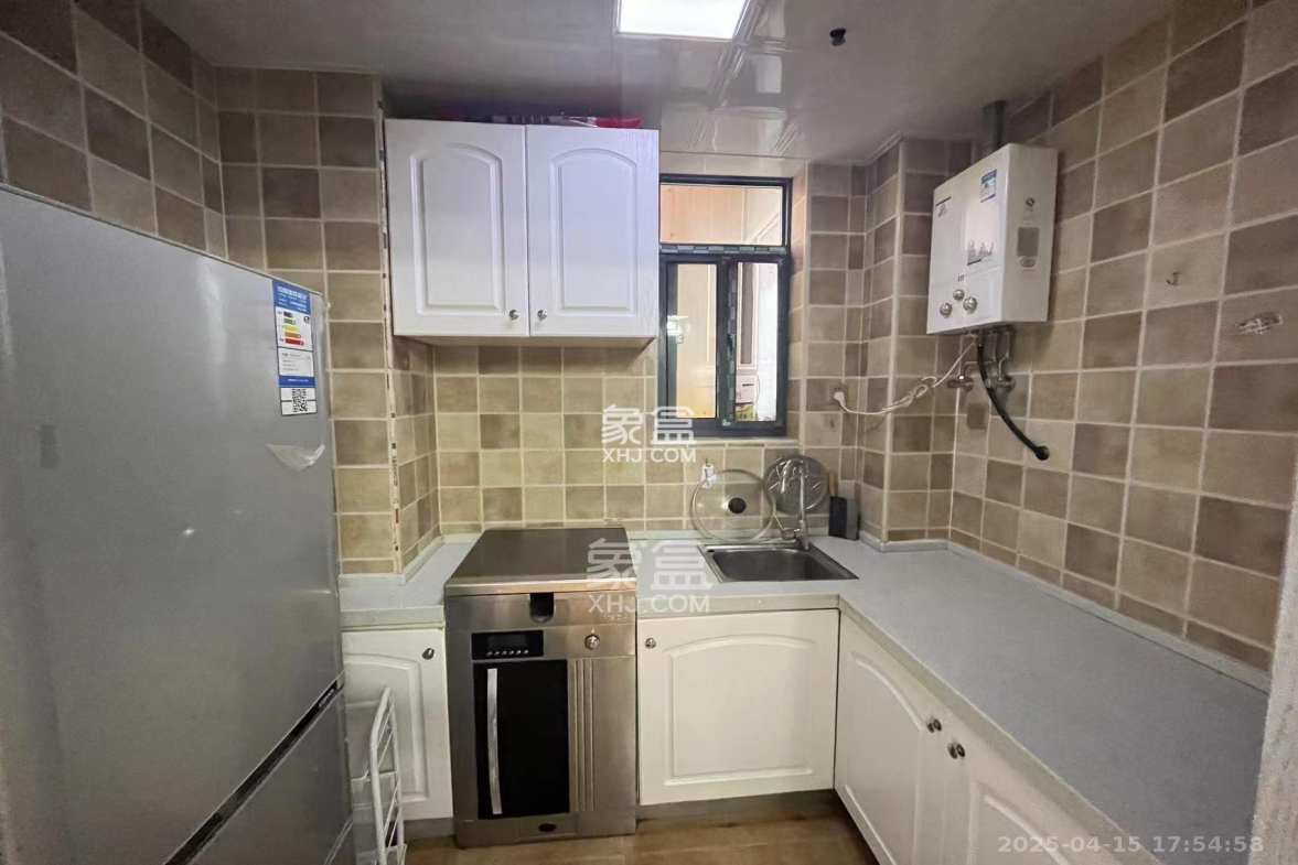 万博汇  2室1厅1卫    2400.0元/月 万博汇  2室1厅1卫    2400.0元/月室内图