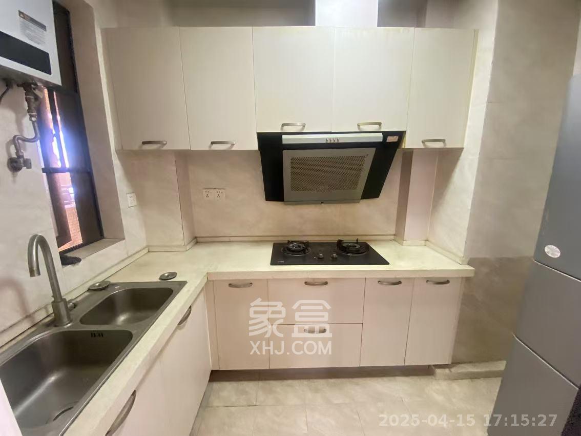兰亭湾畔  3室2厅1卫   2600.00元/月