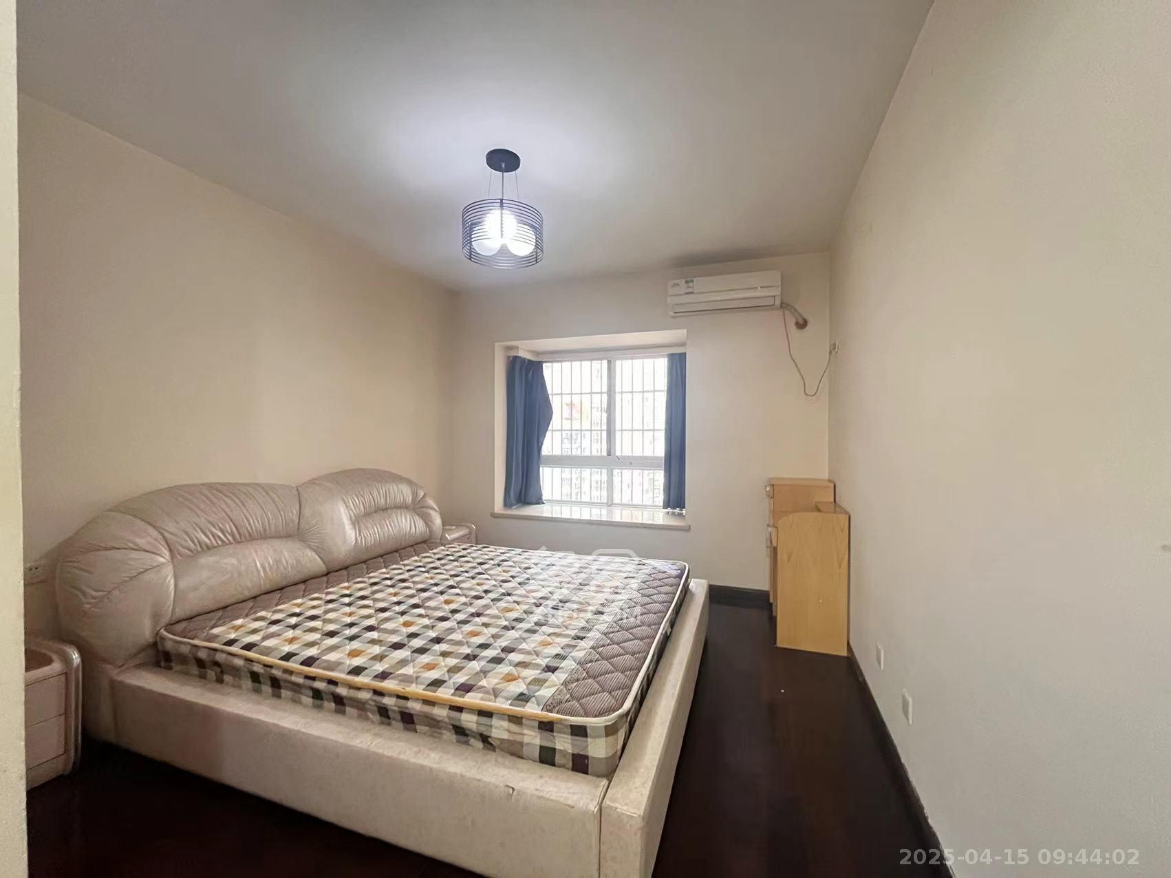 星典时代 3室2厅2卫 2800.0元/月 星典时代 3室2厅2卫 2800.0元/月室内图