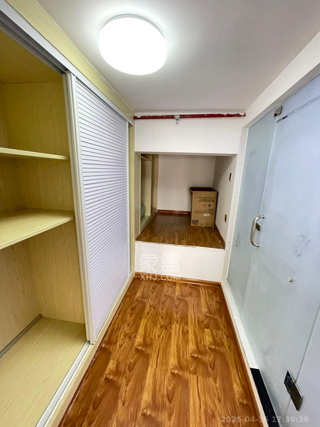 洋湖时代  1室1厅1卫   1500.00元/月室内图