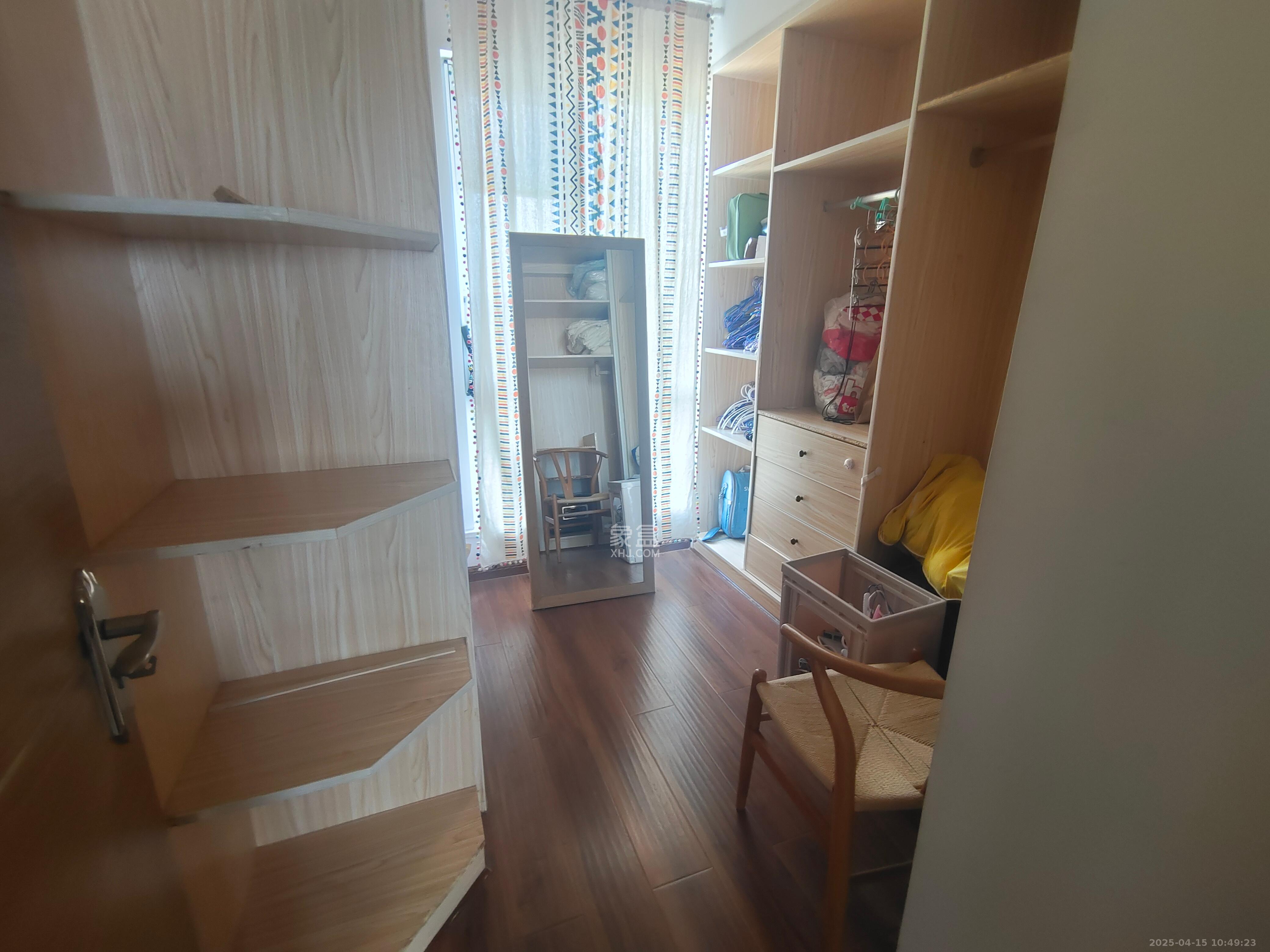 蓝光幸福满庭 4室2厅2卫 3200.0元/月 蓝光幸福满庭 4室2厅2卫 3200.0元/月室内图