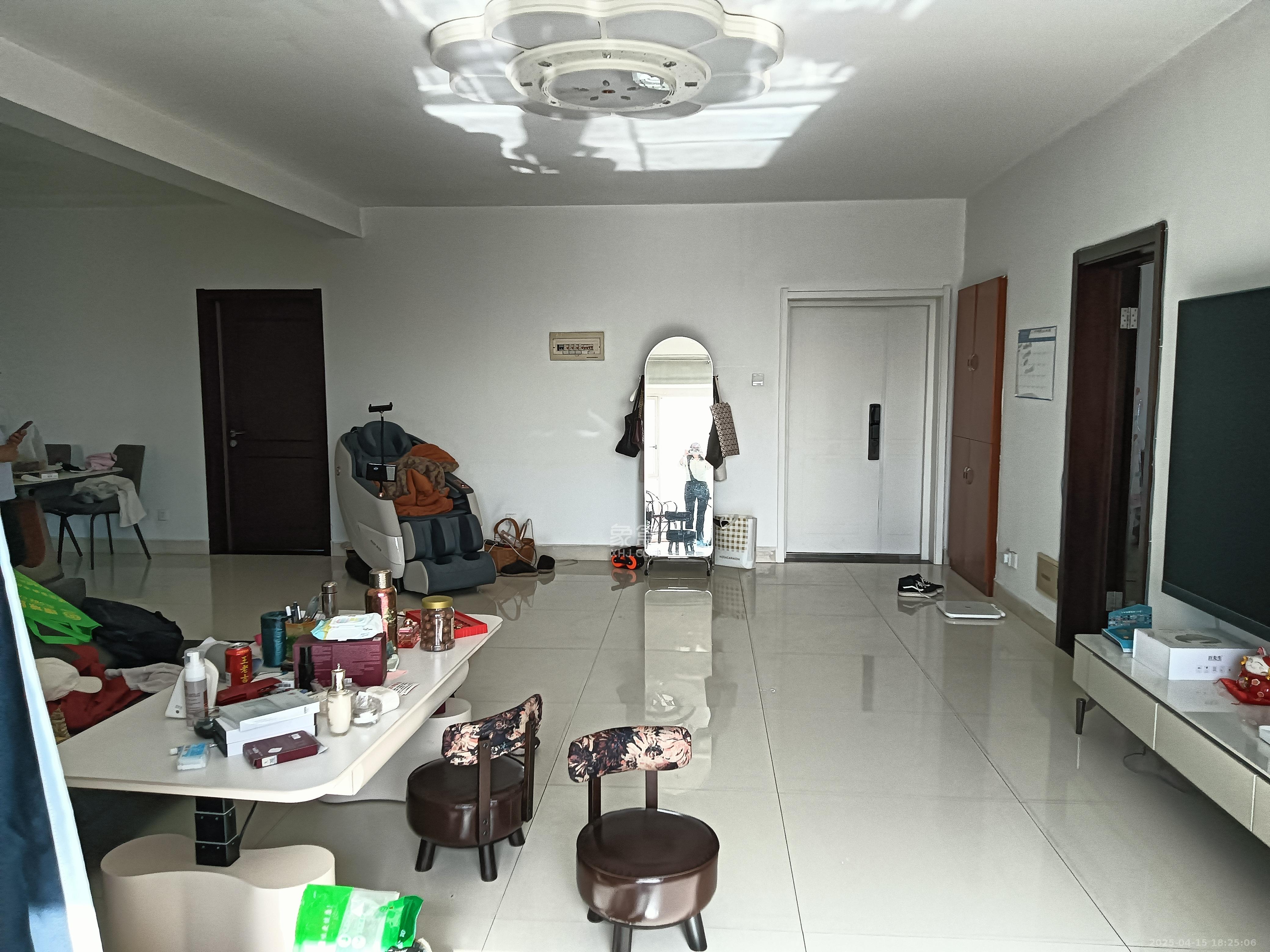 古汉名居 4室2厅2卫 4000.0元/月 古汉名居 4室2厅2卫 4000.0元/月室内图