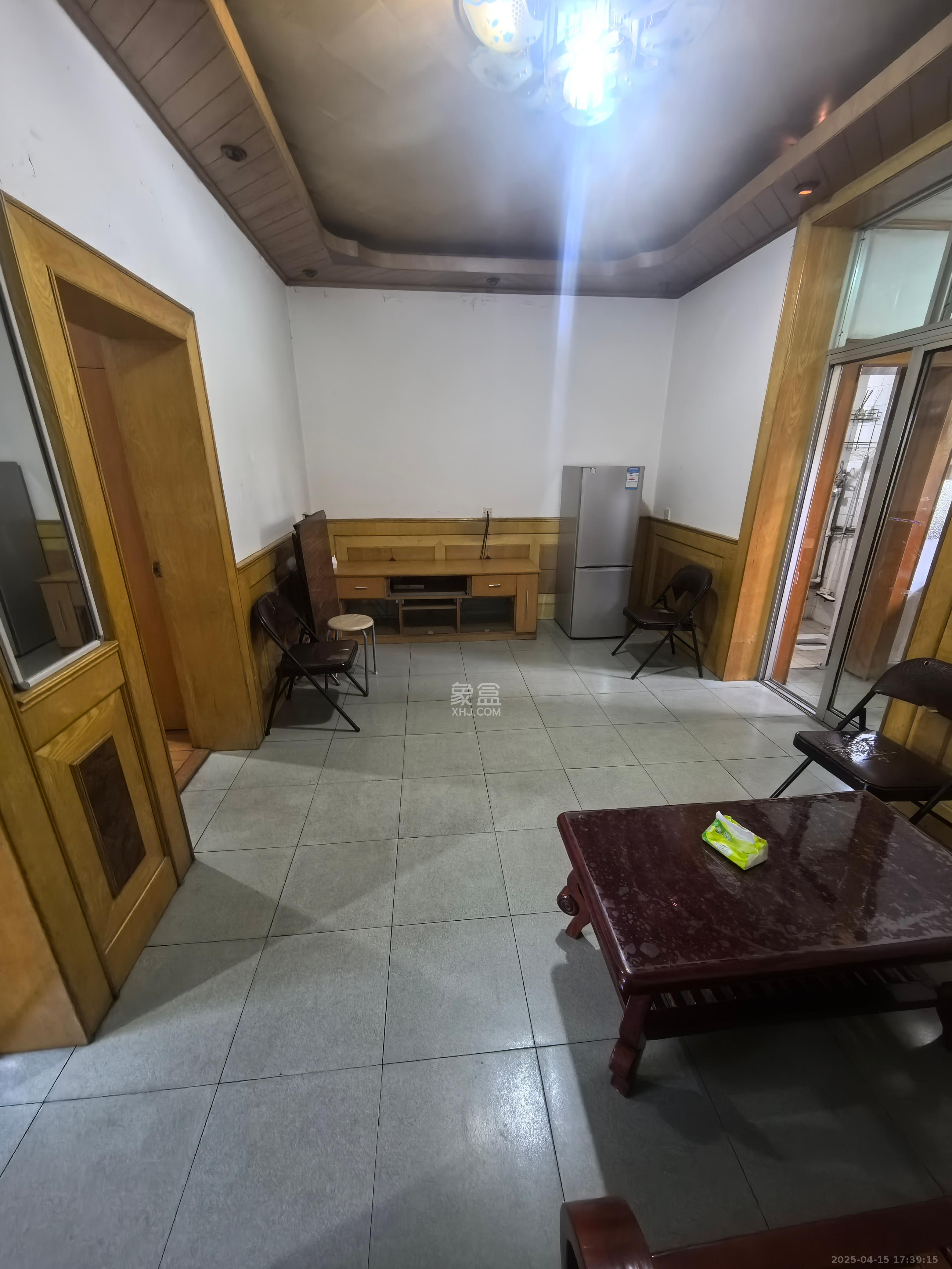 长沙送变电宿舍  2室1厅1卫    1400.0元/月 长沙送变电宿舍  2室1厅1卫    1400.0元/月