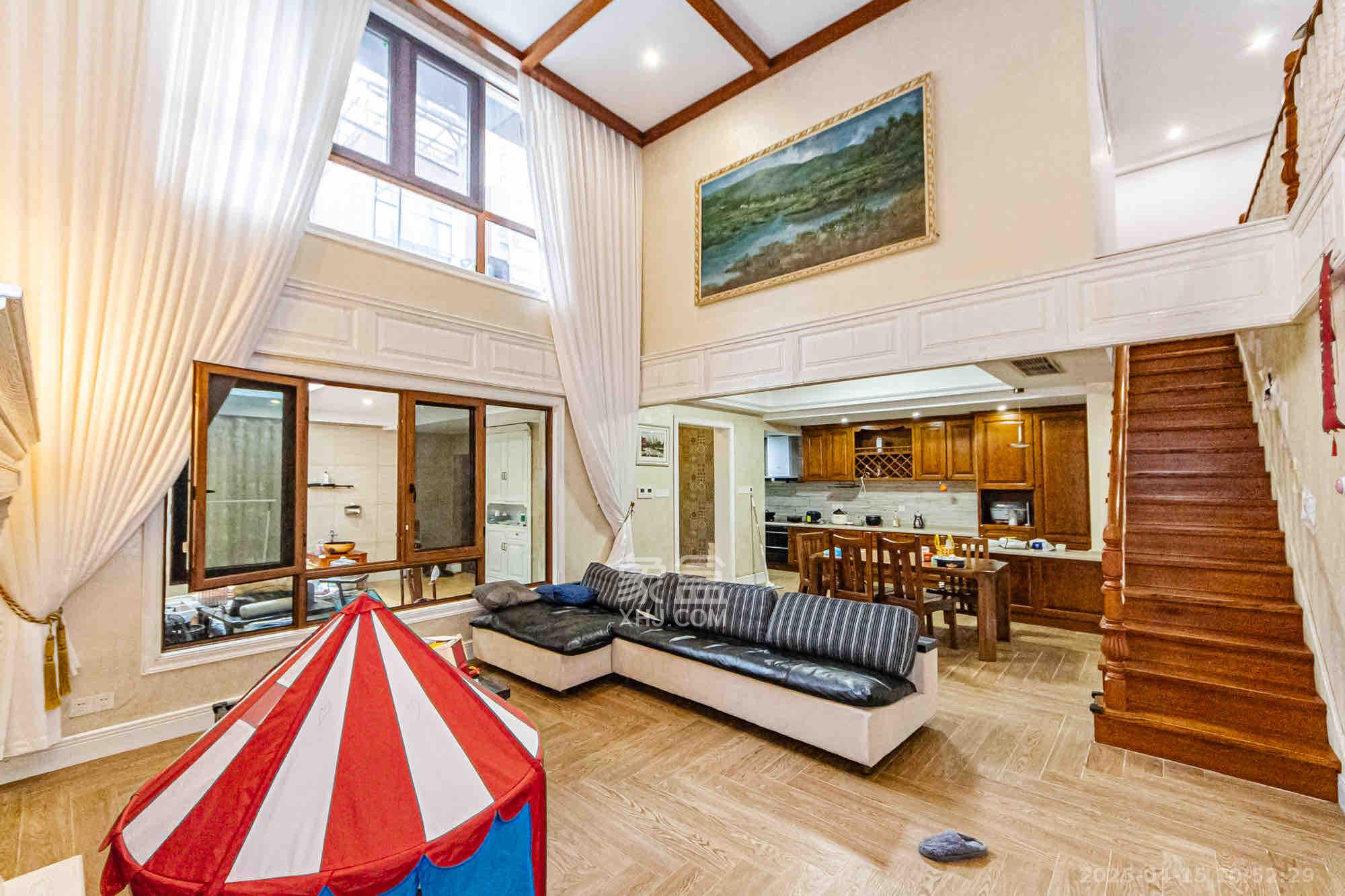 万科城 6室2厅3卫 8000.0元/月 万科城 6室2厅3卫 8000.0元/月室内图