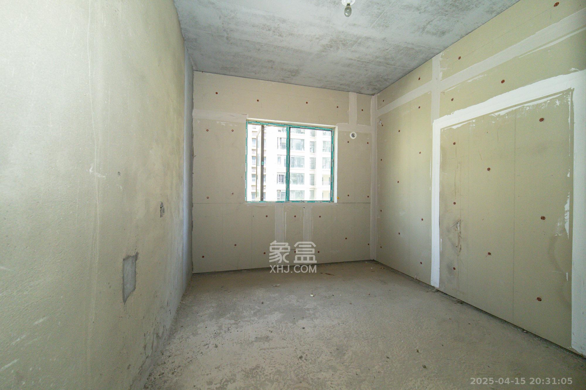 中梁星都荟 4室2厅2卫 78.0万 中梁星都荟 4室2厅2卫 78.0万卧室