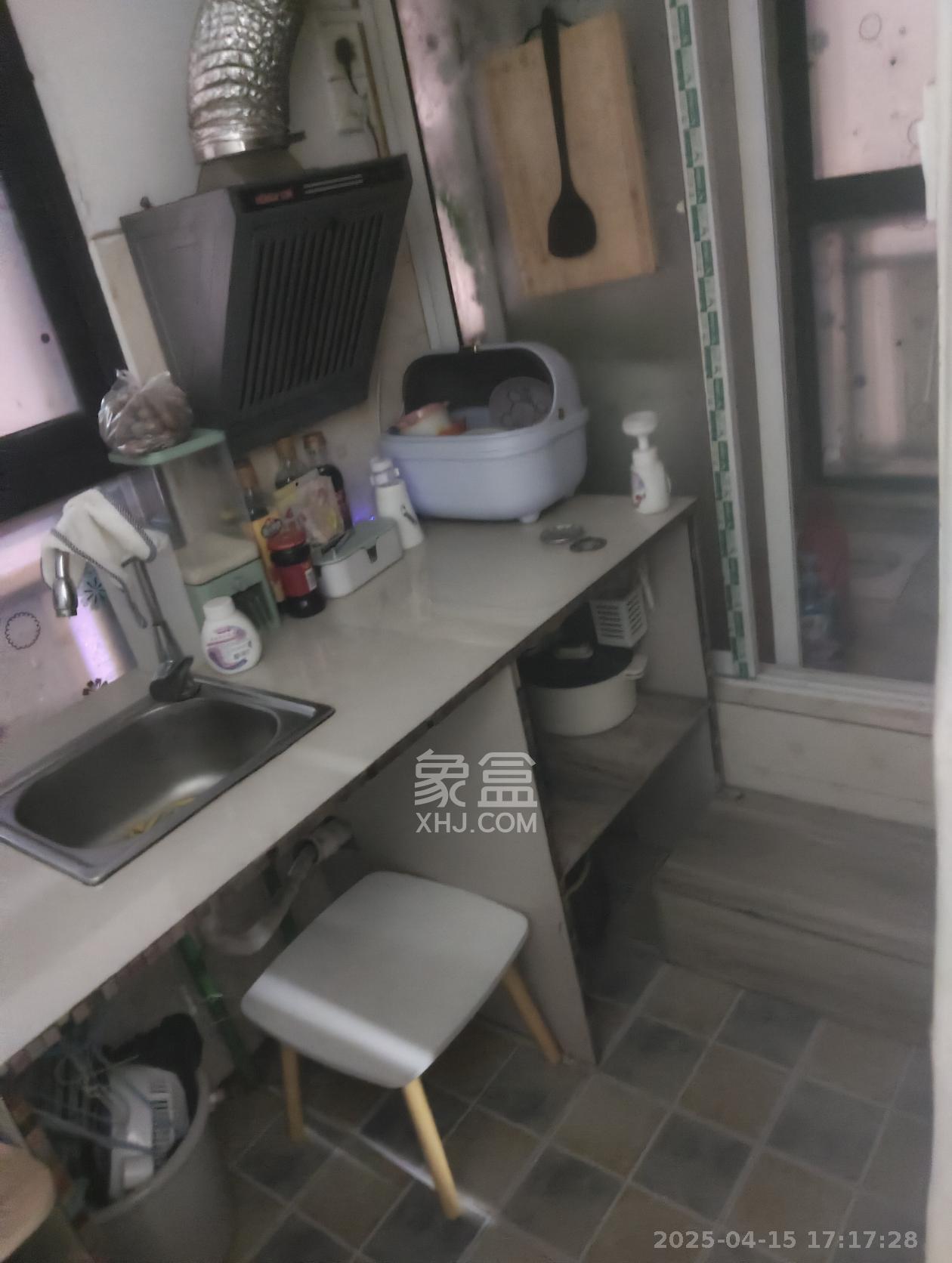 兴旺正佳广场(金石雅苑) 1室2厅2卫 950.0元/月 兴旺正佳广场(金石雅苑) 1室2厅2卫 950.0元/月室内图