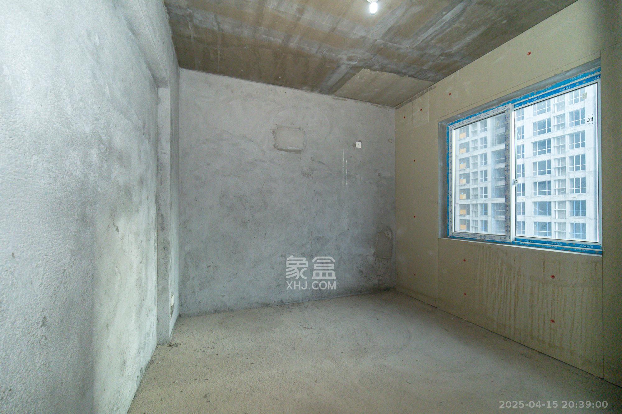 楚天世纪城西苑 3室2厅2卫 85.0万 楚天世纪城西苑 3室2厅2卫 85.0万卧室