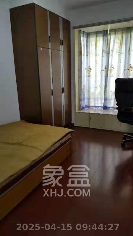 东方新城 3室2厅2卫 2700.0元/月 东方新城 3室2厅2卫 2700.0元/月室内图