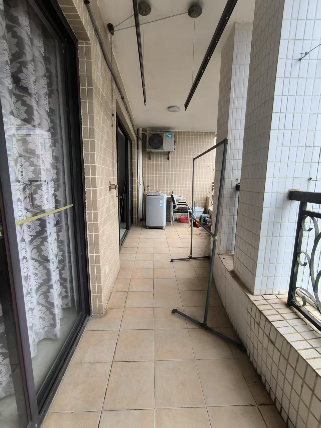 滨江帝景一期  3室2厅2卫   165.00万室内图