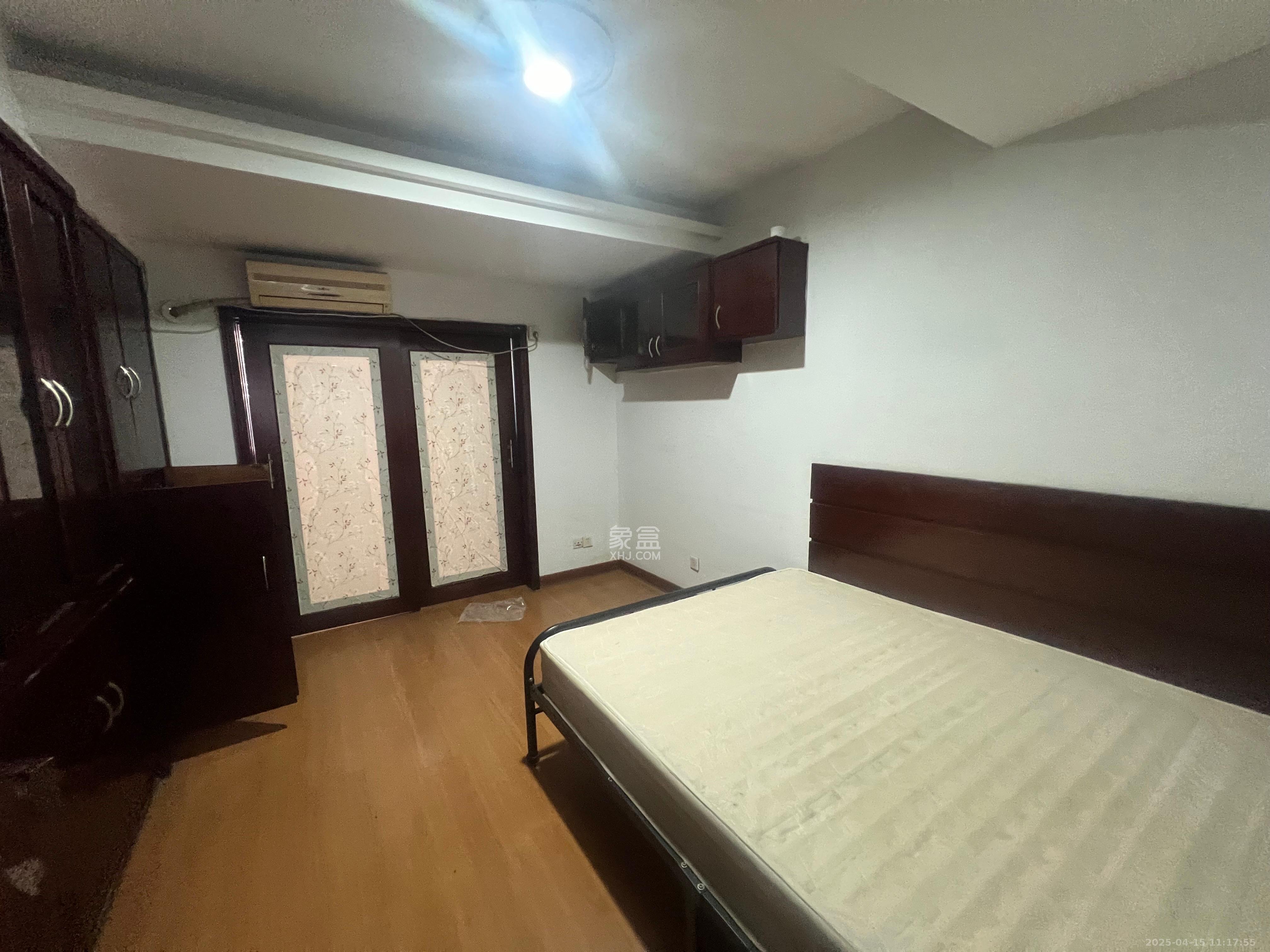 金泰小区 3室2厅1卫 2200.0元/月 金泰小区 3室2厅1卫 2200.0元/月室内图