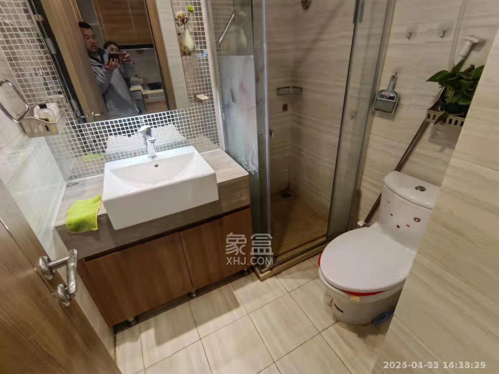 恒大御景湾 1室1厅1卫 1400.0元/月 恒大御景湾 1室1厅1卫 1400.0元/月室内图