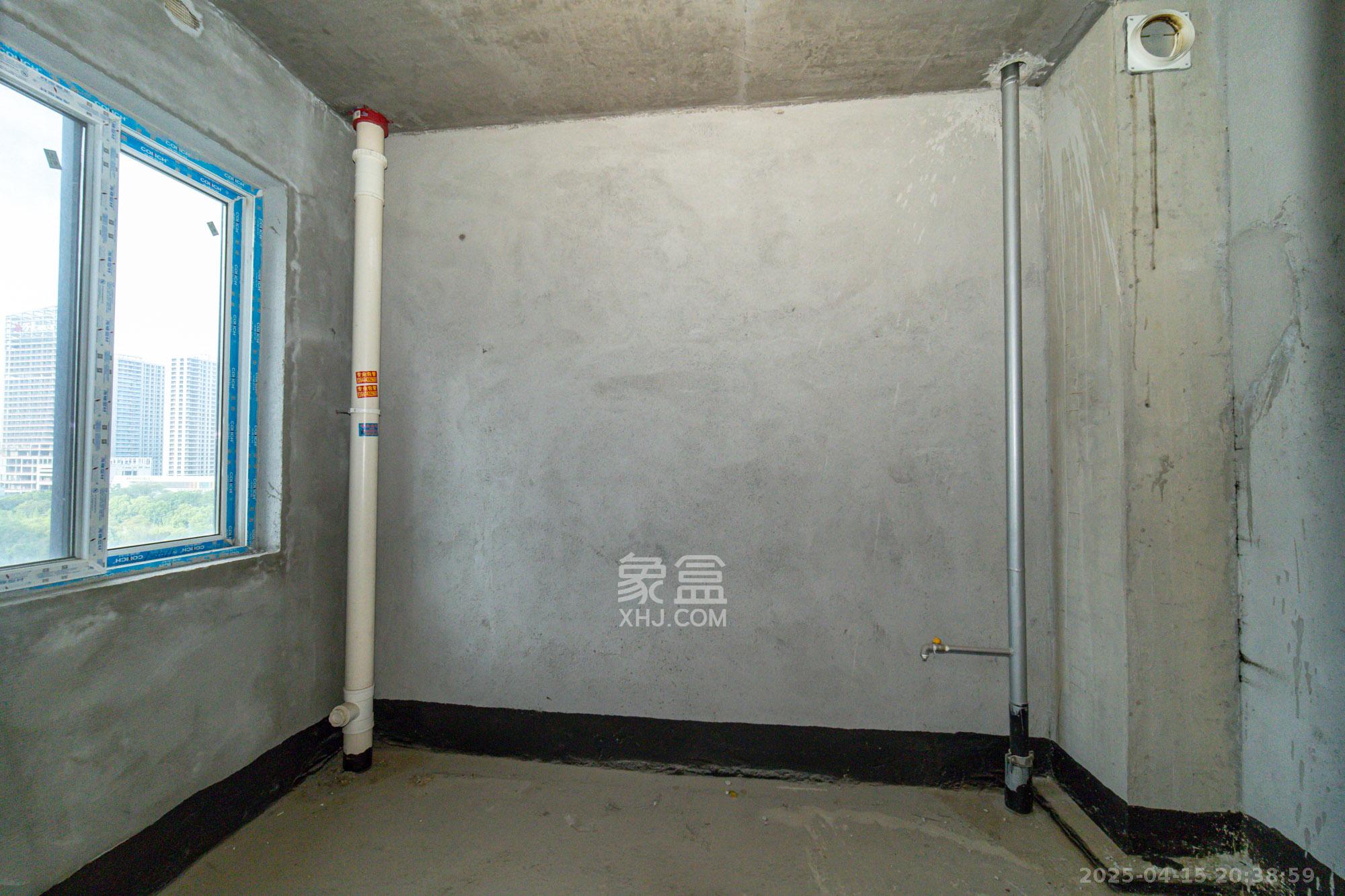 楚天世纪城西苑 3室2厅2卫 85.0万 楚天世纪城西苑 3室2厅2卫 85.0万厨房