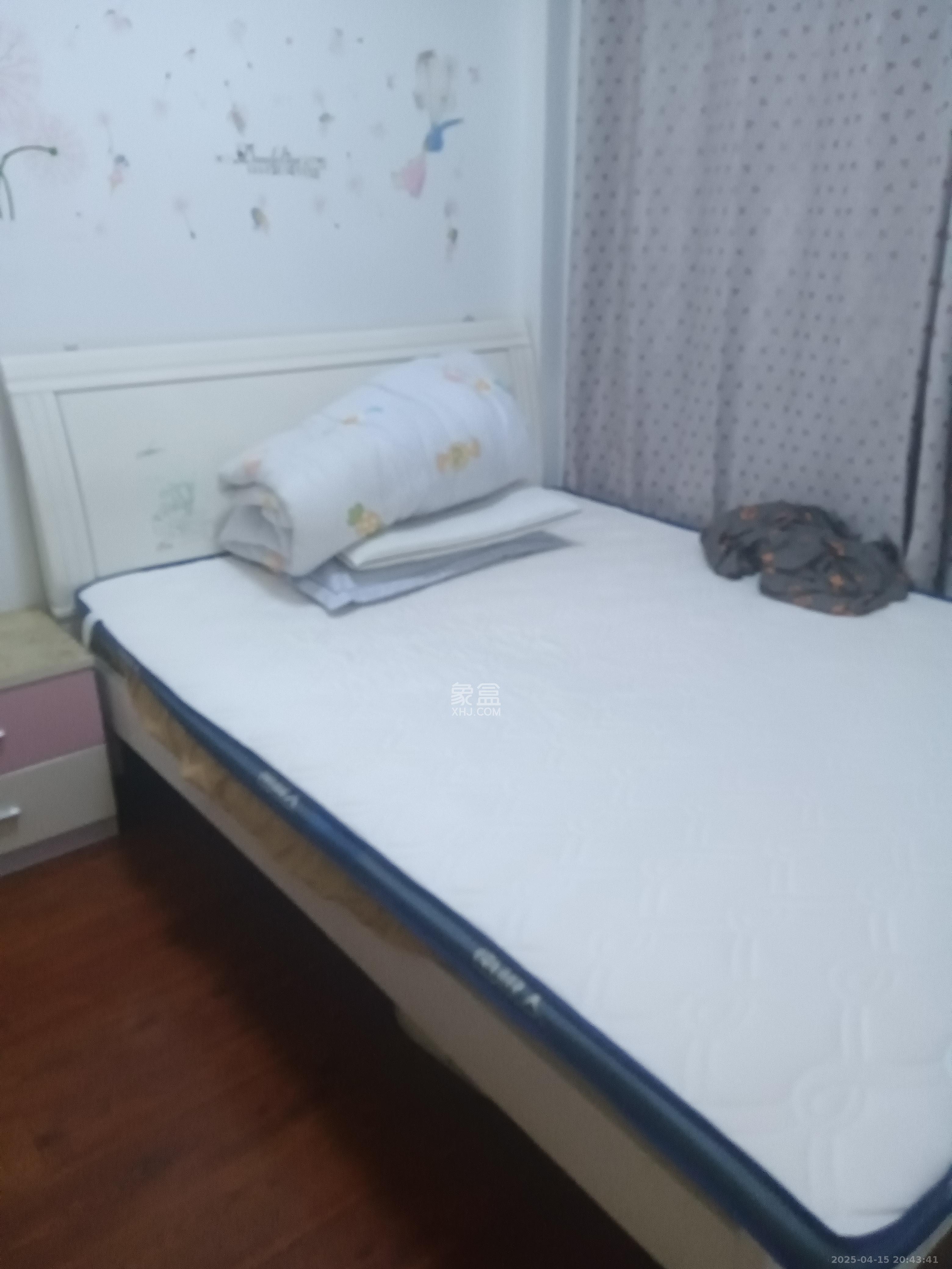 中南红领邦(红星嘉和苑) 3室1厅2卫 2400.0元/月 中南红领邦(红星嘉和苑) 3室1厅2卫 2400.0元/月室内图