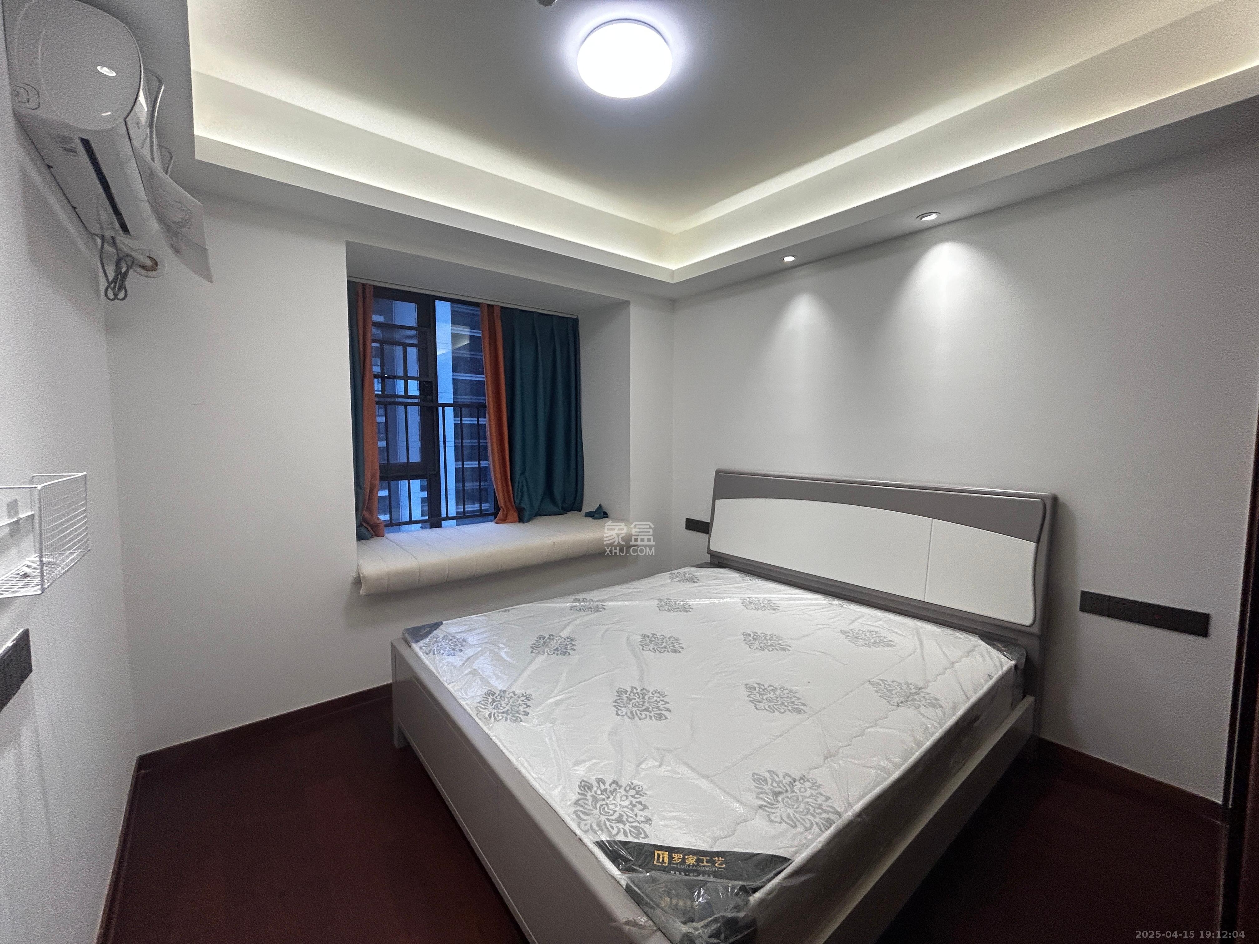 梅溪悦章  3室2厅2卫   3200.00元/月室内图