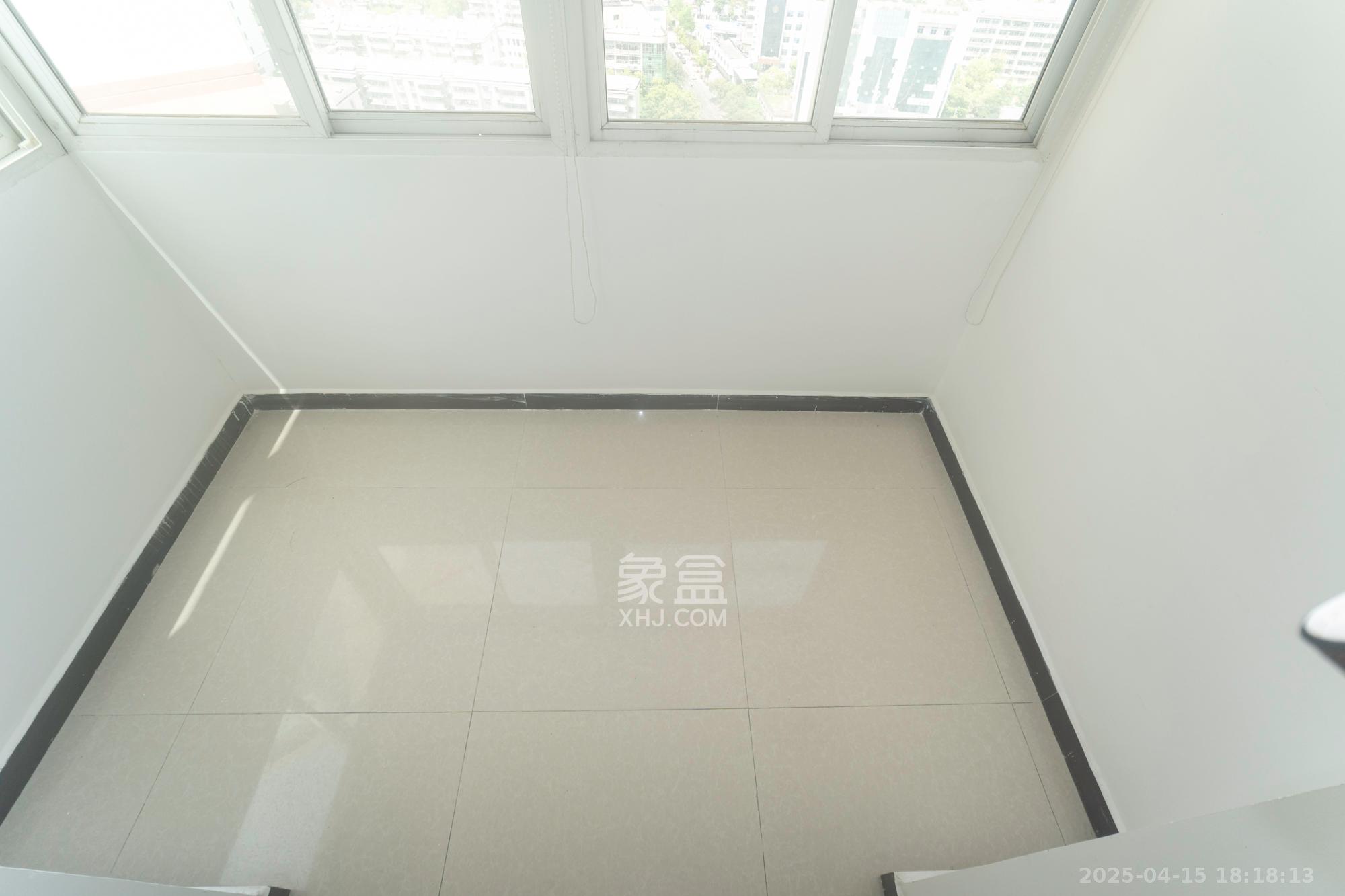 开源鑫阁  6室2厅3卫   4800.00元/月室内图