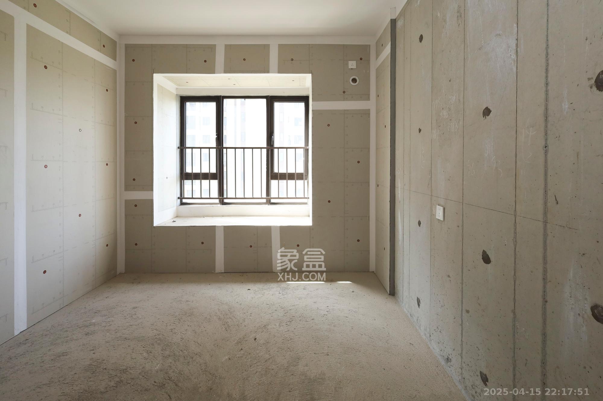 恒基旭辉湖山赋  3室2厅1卫    57.8万卧室