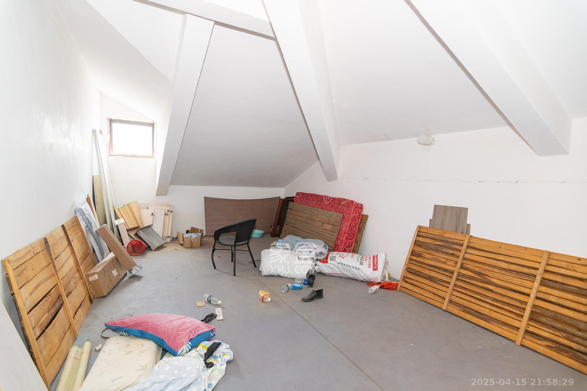 高星物流园  3室2厅3卫    65.0万其他