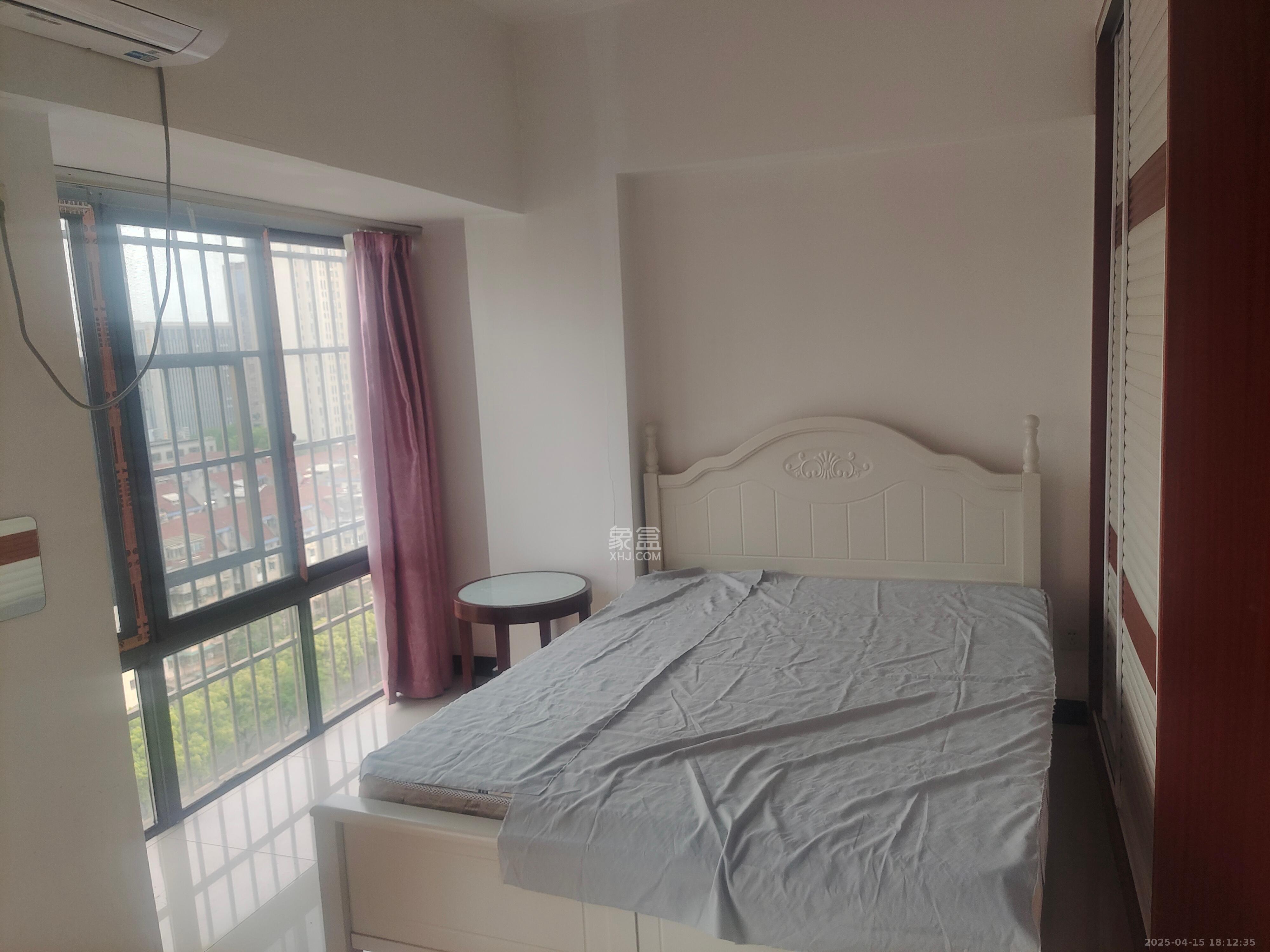 时代公馆 1室1厅1卫 1600.0元/月 时代公馆 1室1厅1卫 1600.0元/月室内图