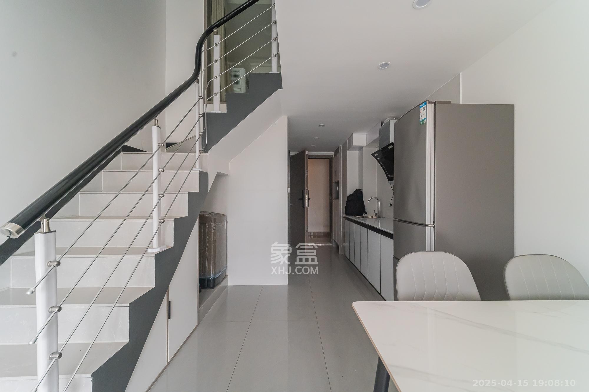 新城悦隽公园  2室1厅1卫    28.8万 新城悦隽公园  2室1厅1卫    28.8万客厅