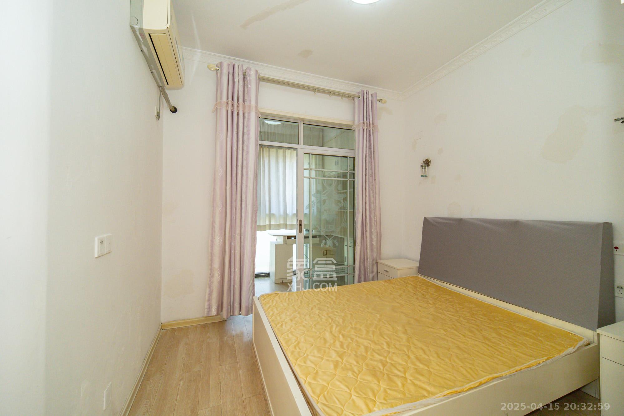 恒基凯旋门一二期 2室1厅1卫 66.0万 恒基凯旋门一二期 2室1厅1卫 66.0万卧室