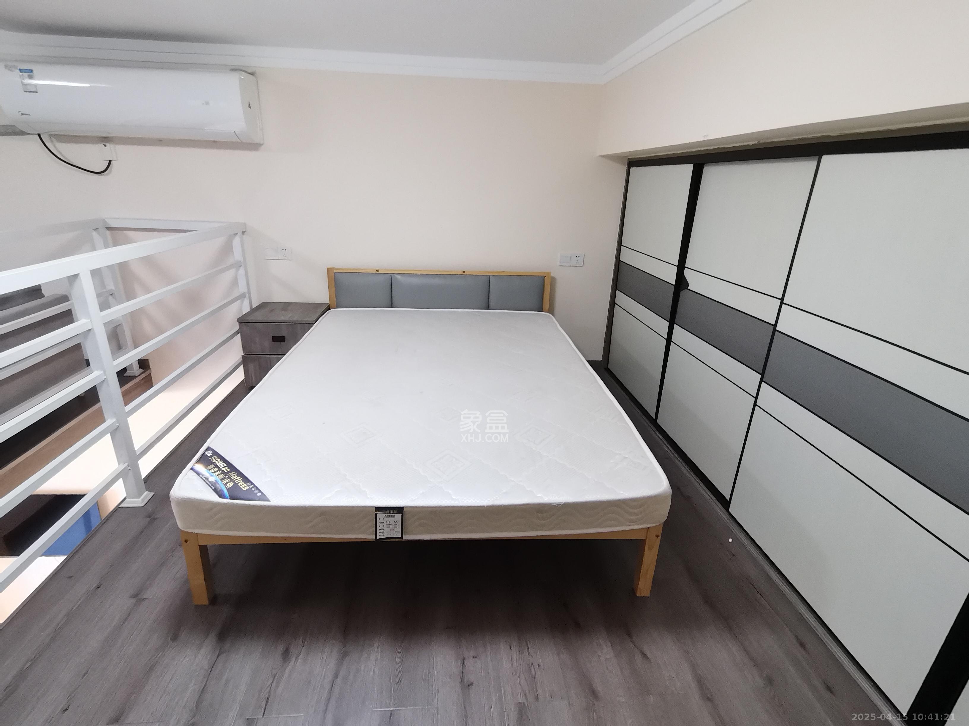 润和滨江府  2室1厅1卫    1700.0元/月 润和滨江府  2室1厅1卫    1700.0元/月室内图