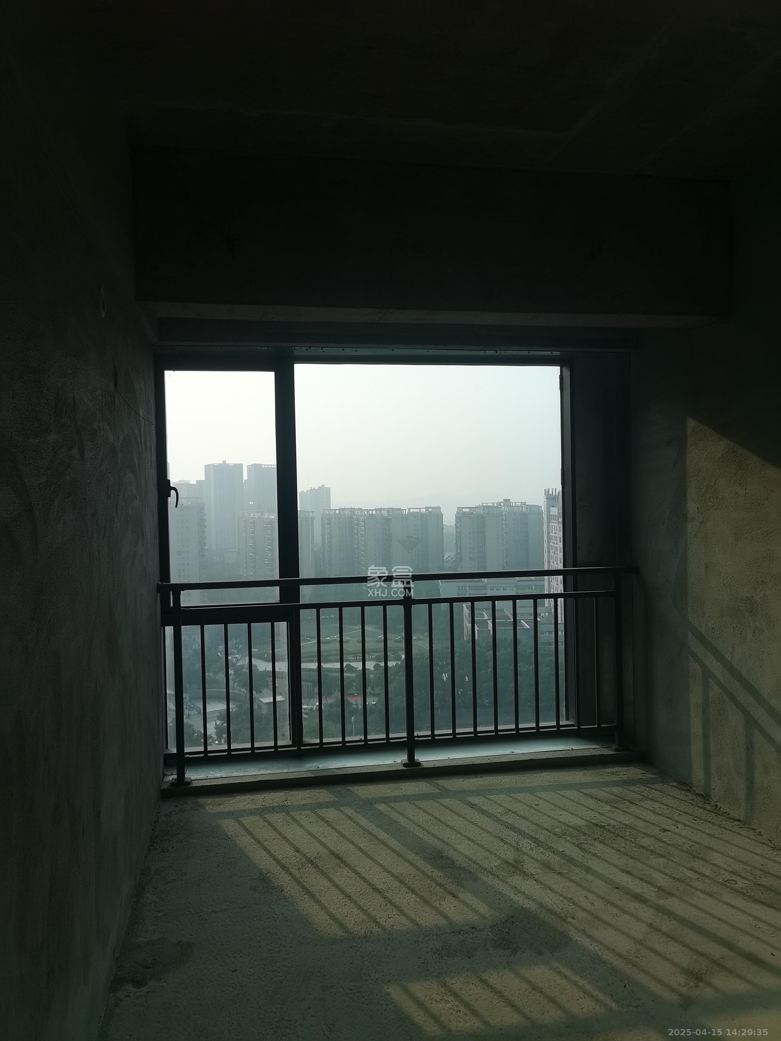 万润时光里 1室1厅1卫 1500.0元/月 万润时光里 1室1厅1卫 1500.0元/月室内图