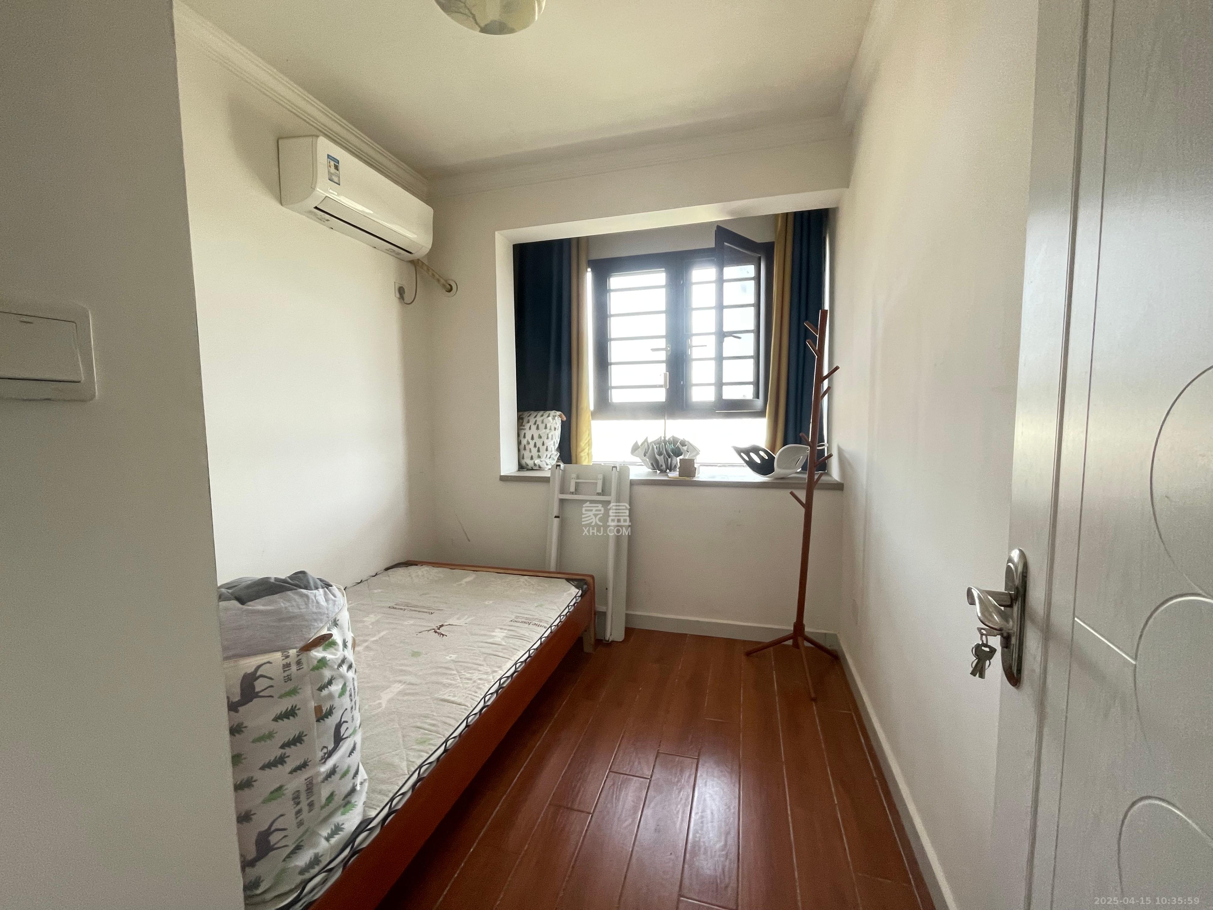 融创融公馆(融创臻苑) 4室2厅2卫 2600.0元/月 融创融公馆(融创臻苑) 4室2厅2卫 2600.0元/月室内图